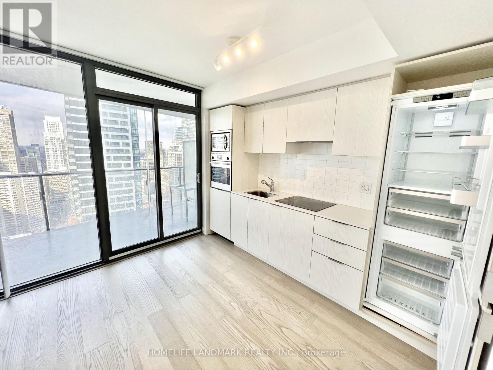 3410 - 11 Wellesley Street W, Toronto, Ontario  M4X 1V2 - Photo 12 - C13139534