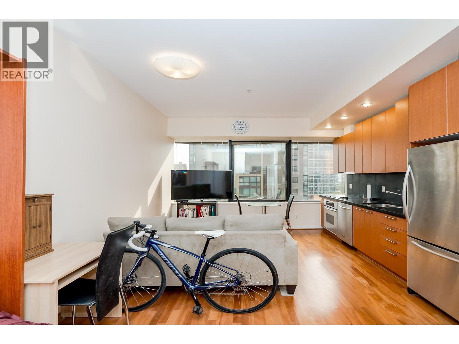 1312 1333 W Georgia Street, Vancouver, British Columbia  V6E 4V3 - Photo 4 - R3124181