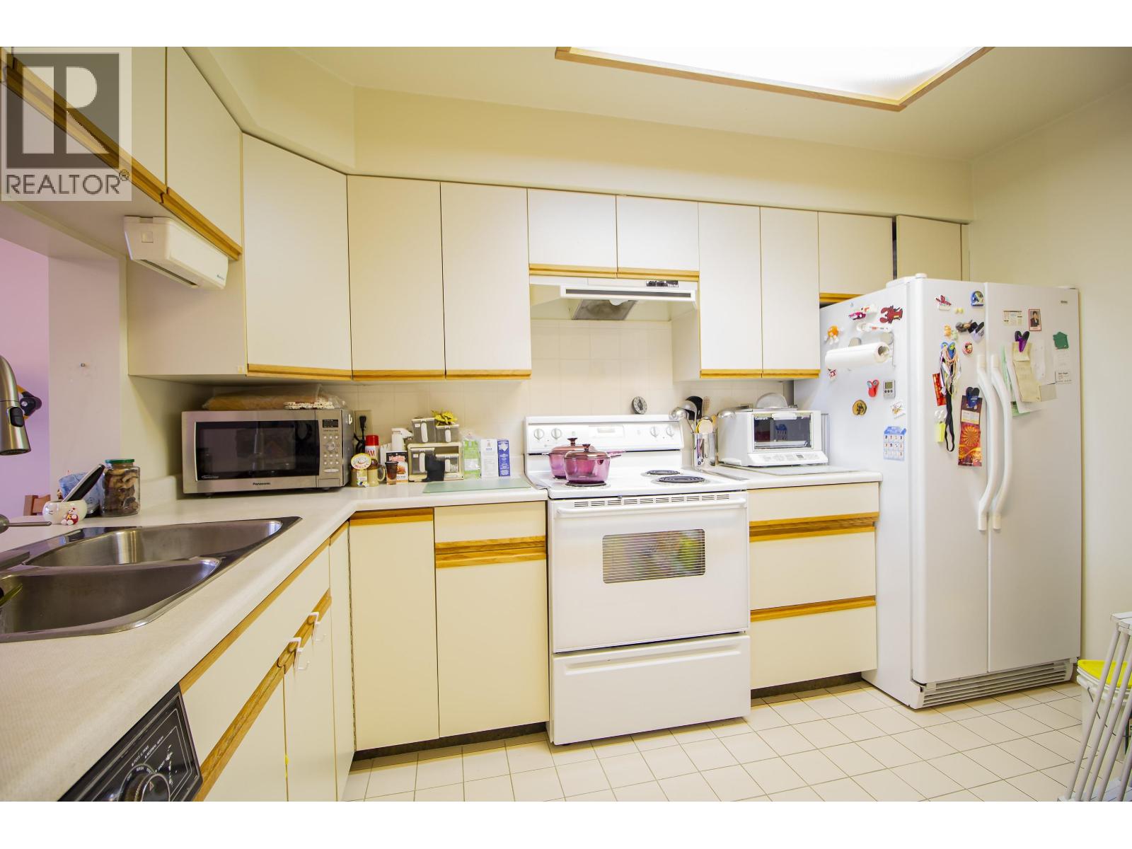 705 6055 Nelson Avenue, Burnaby, British Columbia V5H 4L4 - Photo 9 - R3092995