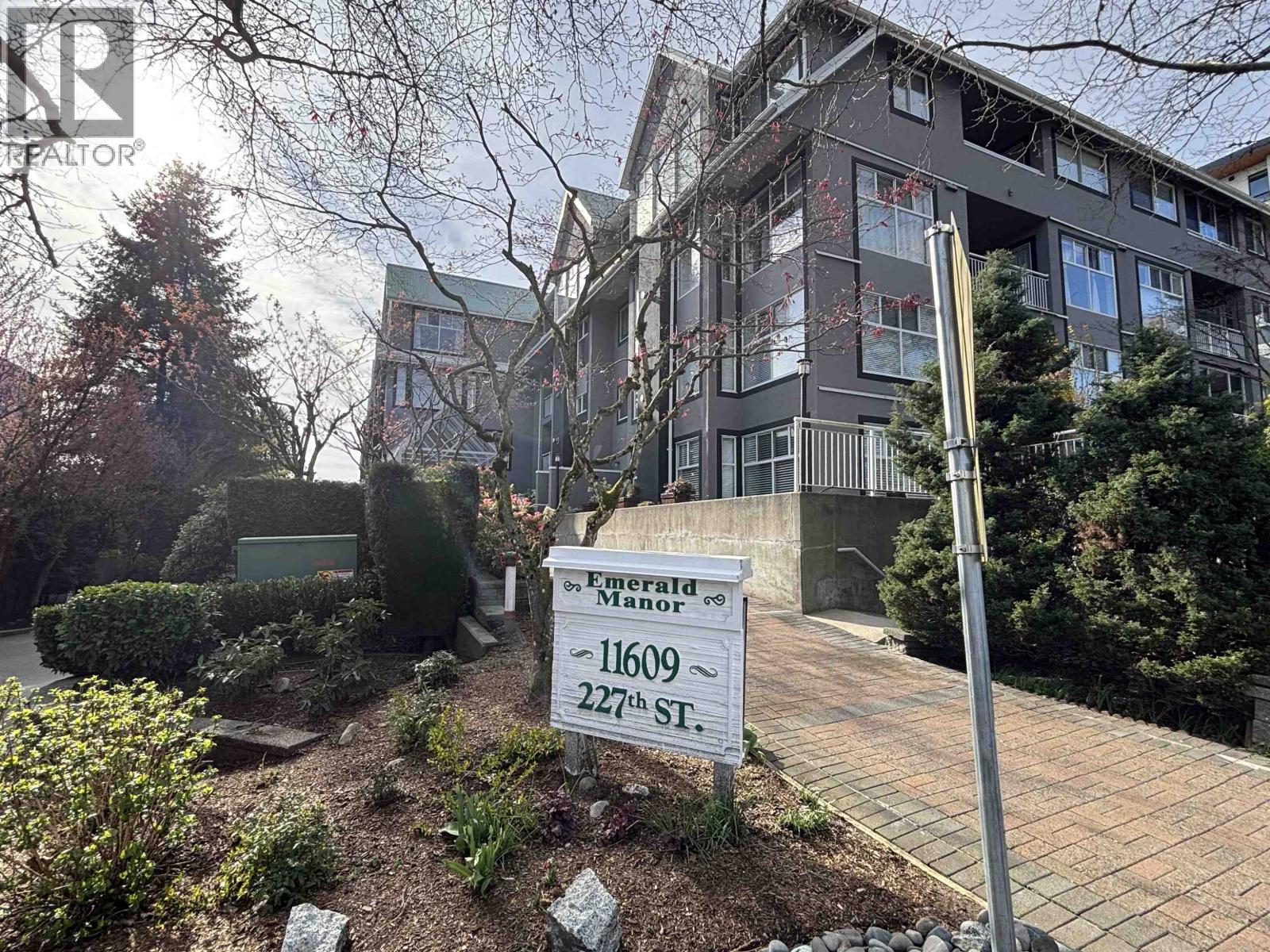 208 11609 227 STREET, Maple Ridge, British Columbia