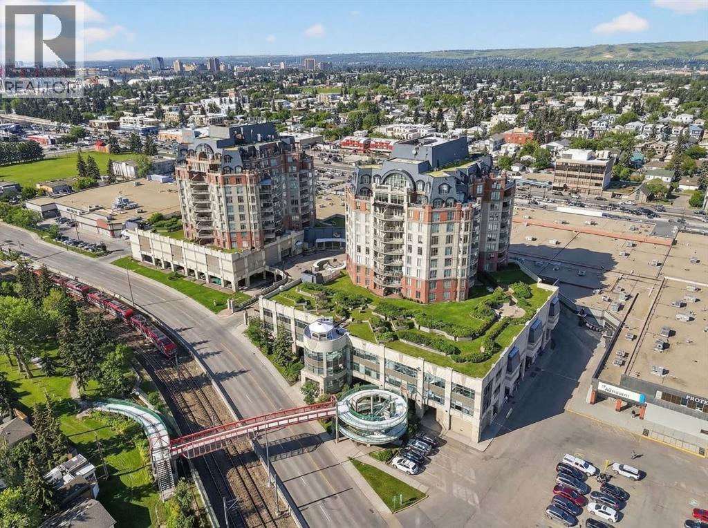 110, 1718 14 Avenue NW, Calgary, Alberta