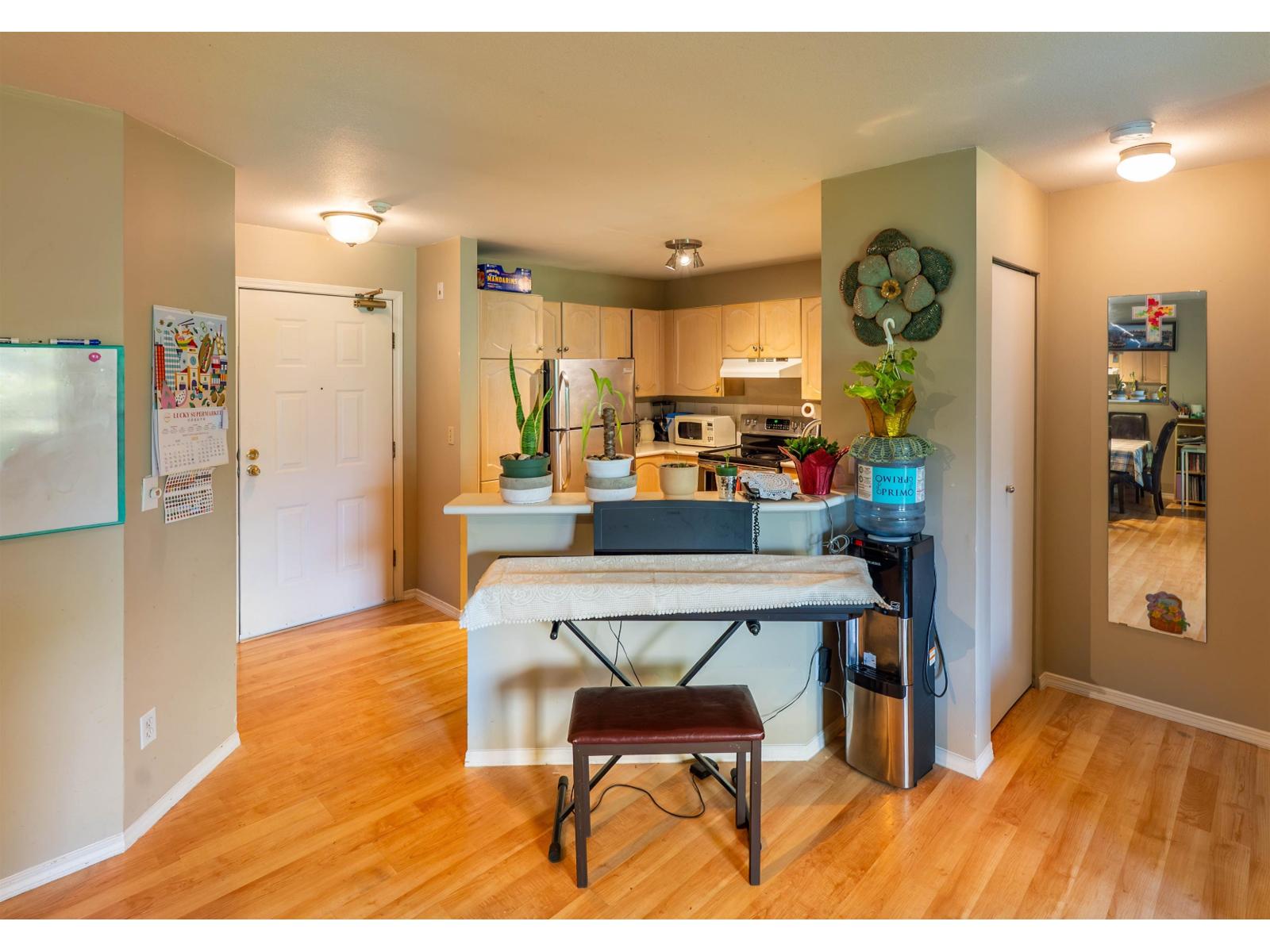 304 10756 138 Street, Surrey, British Columbia  V3T 4K5 - Photo 4 - R3122969