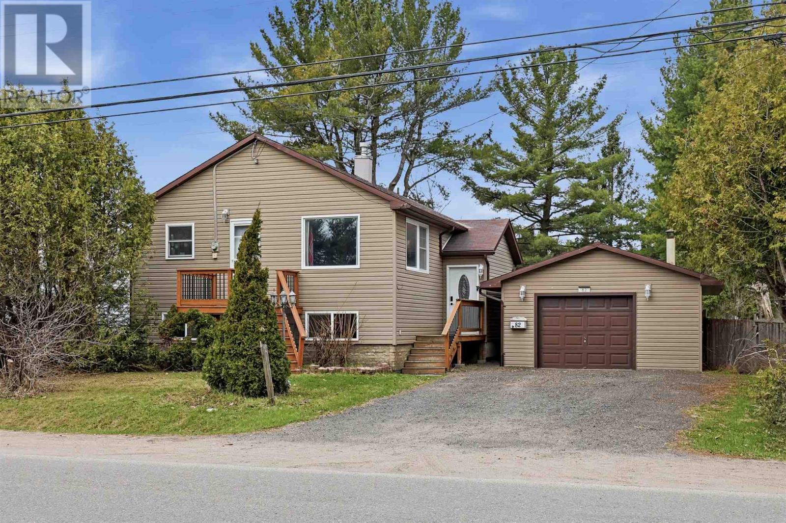 82 Frontenac ST, Sault Ste. Marie, Ontario