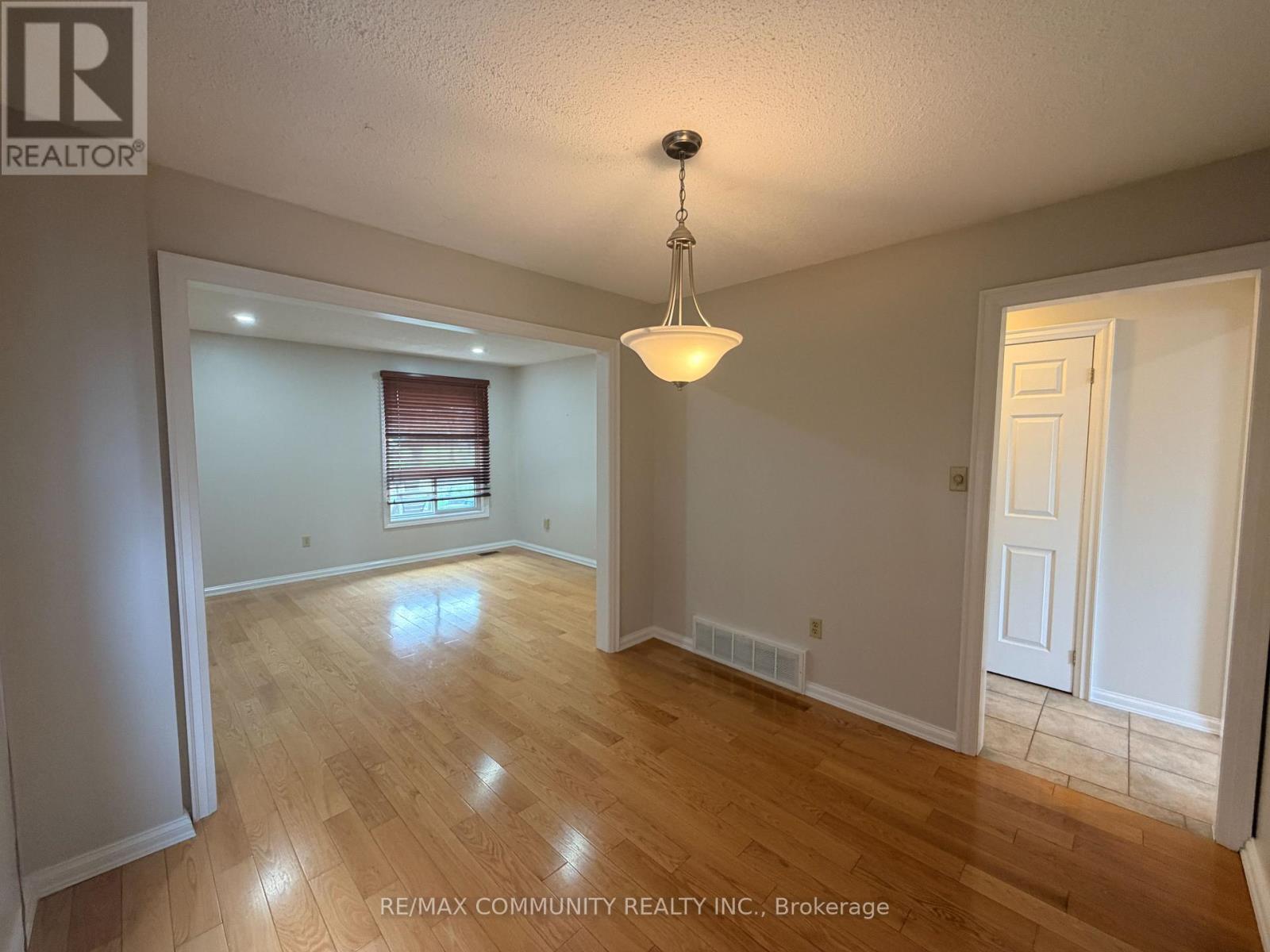 Main - 65 Hewitt Crescent, Ajax, Ontario  L1S 7A6 - Photo 7 - E12959344