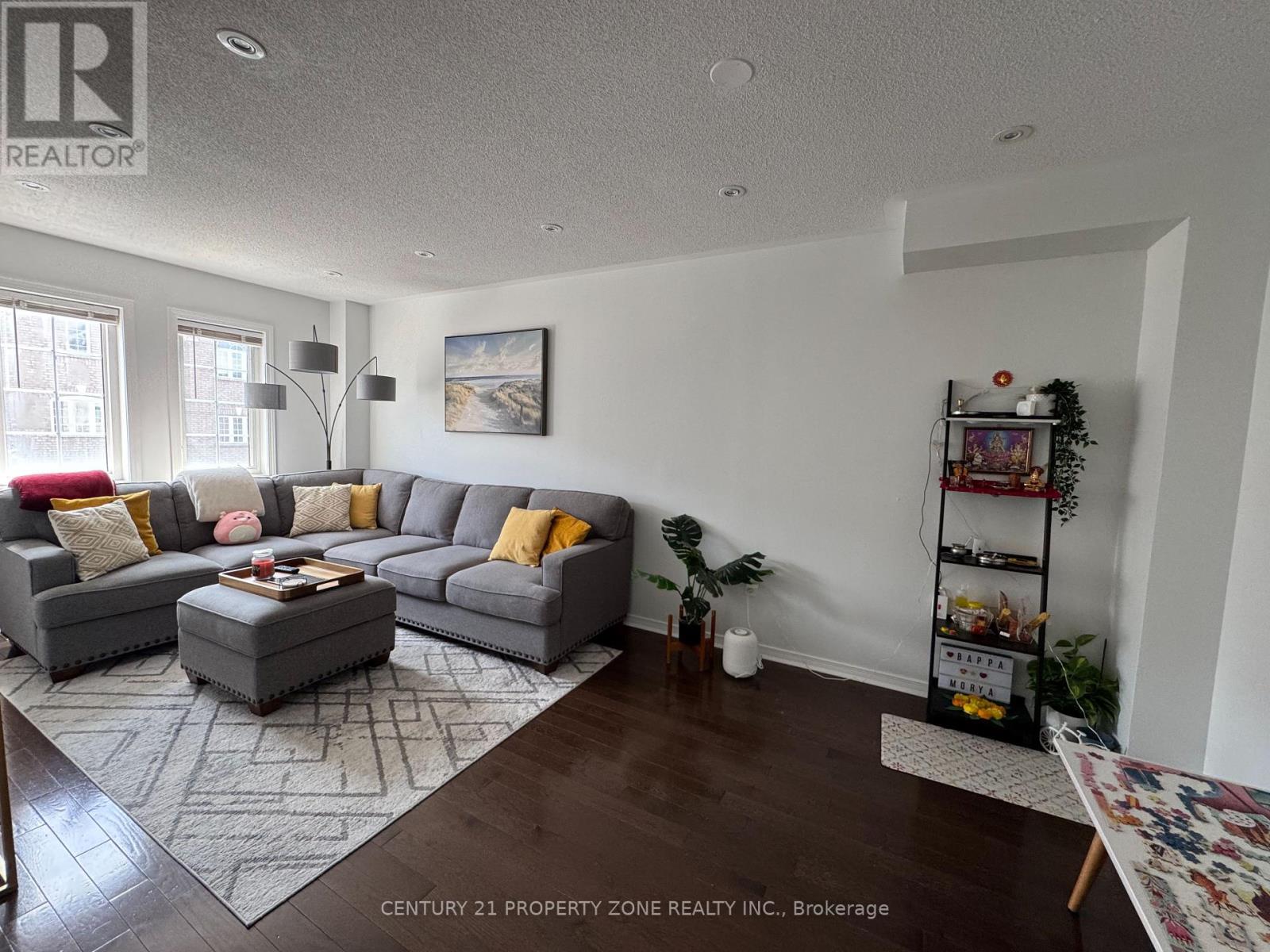 723 Horning Street, Mississauga, Ontario  L5R 0B5 - Photo 2 - W13139298