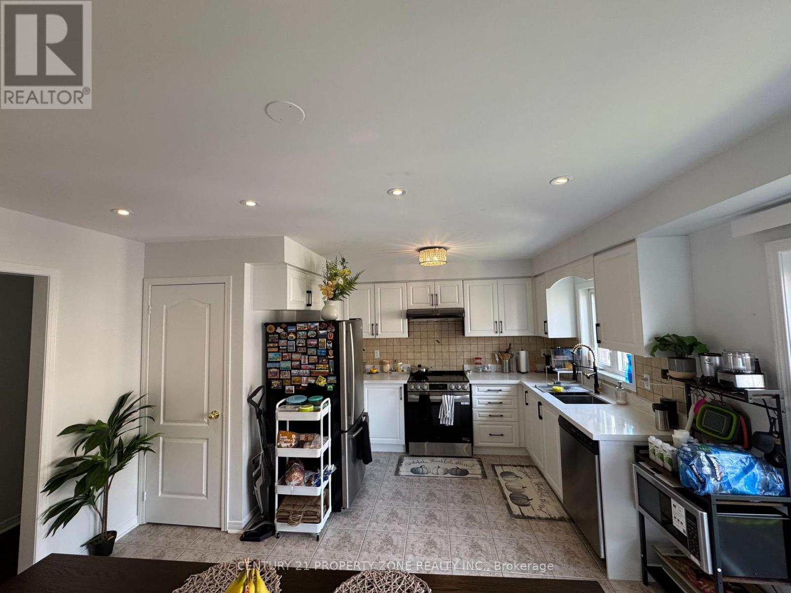 723 Horning Street, Mississauga, Ontario  L5R 0B5 - Photo 4 - W13139298