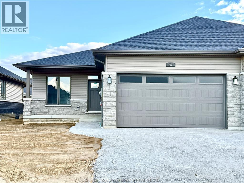 MLS# 26011317: 60 Duskridge ROAD, Chatham, Canada