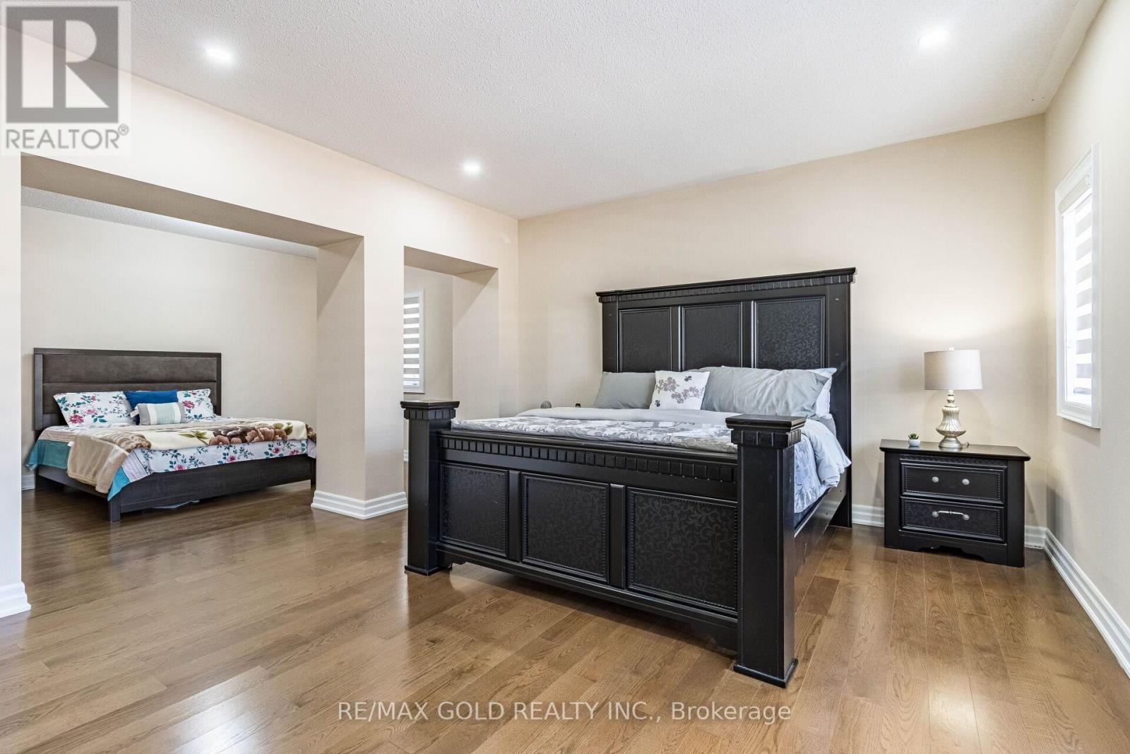 28 Cloverhaven Road, Brampton, Ontario  L6P 4E4 - Photo 30 - W13139564