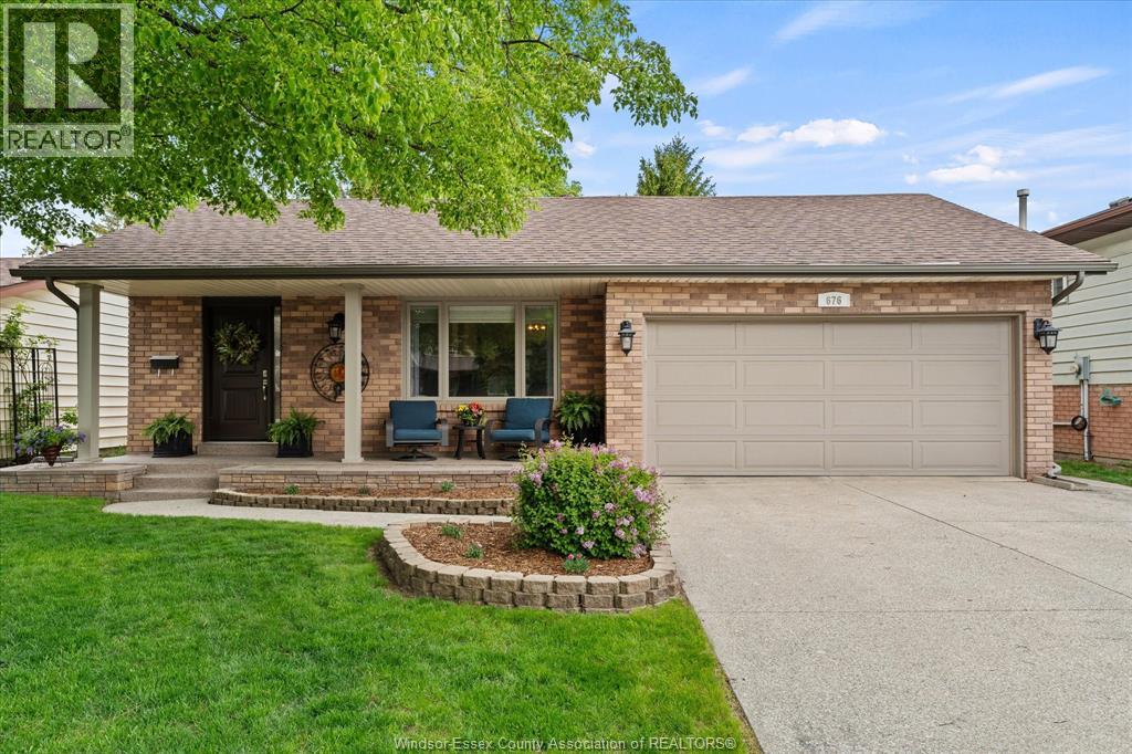 676 GAUTHIER DRIVE, Tecumseh, Ontario