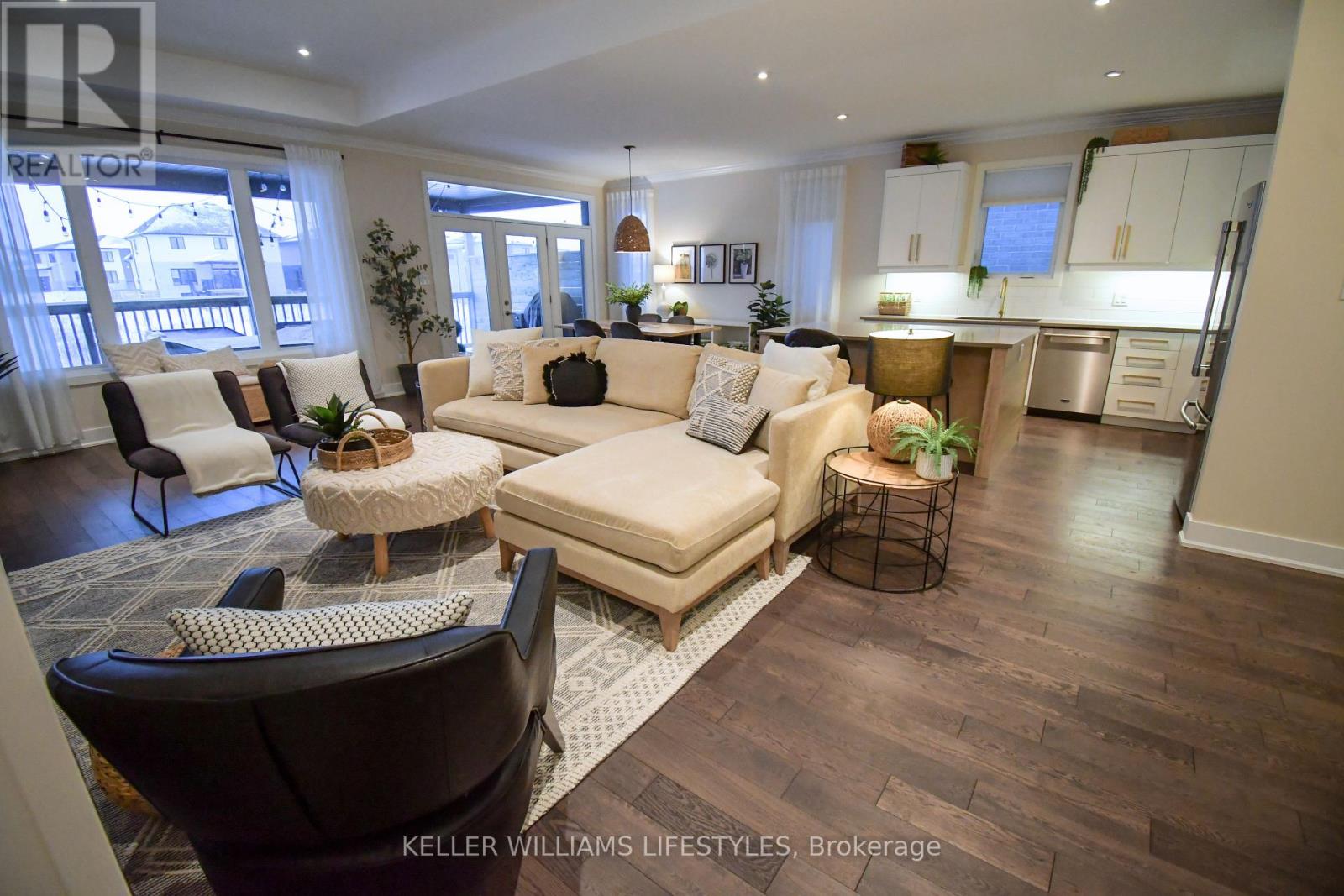 1934 Wateroak Drive, London North, Ontario  N6G 0M7 - Photo 6 - X13100764
