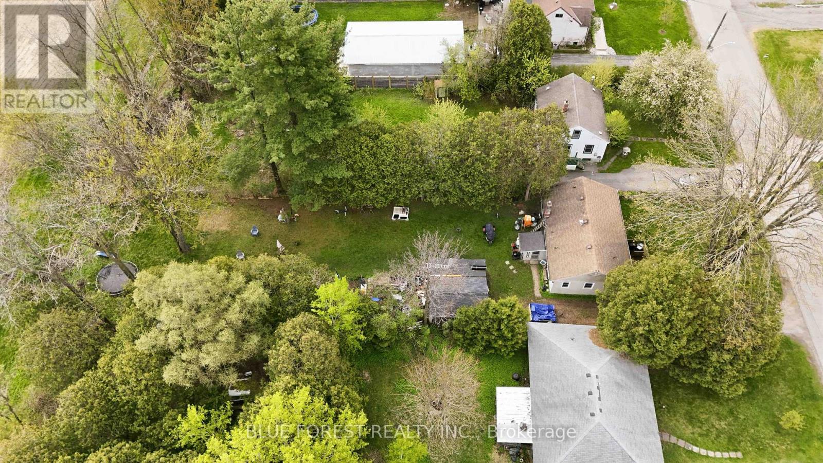 1376 Kostis Avenue, London East, Ontario  N5V 3E2 - Photo 5 - X13082986