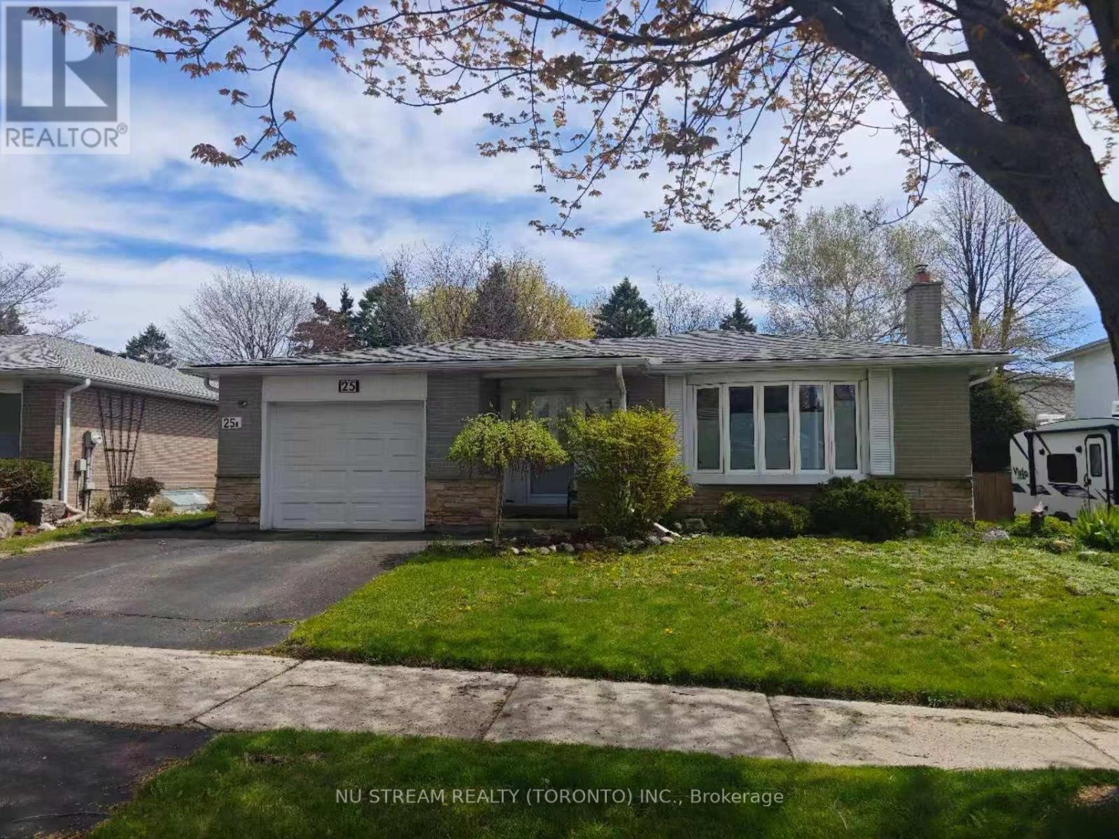 BASEMENT - 25 BIGWIN DRIVE, Aurora, Ontario