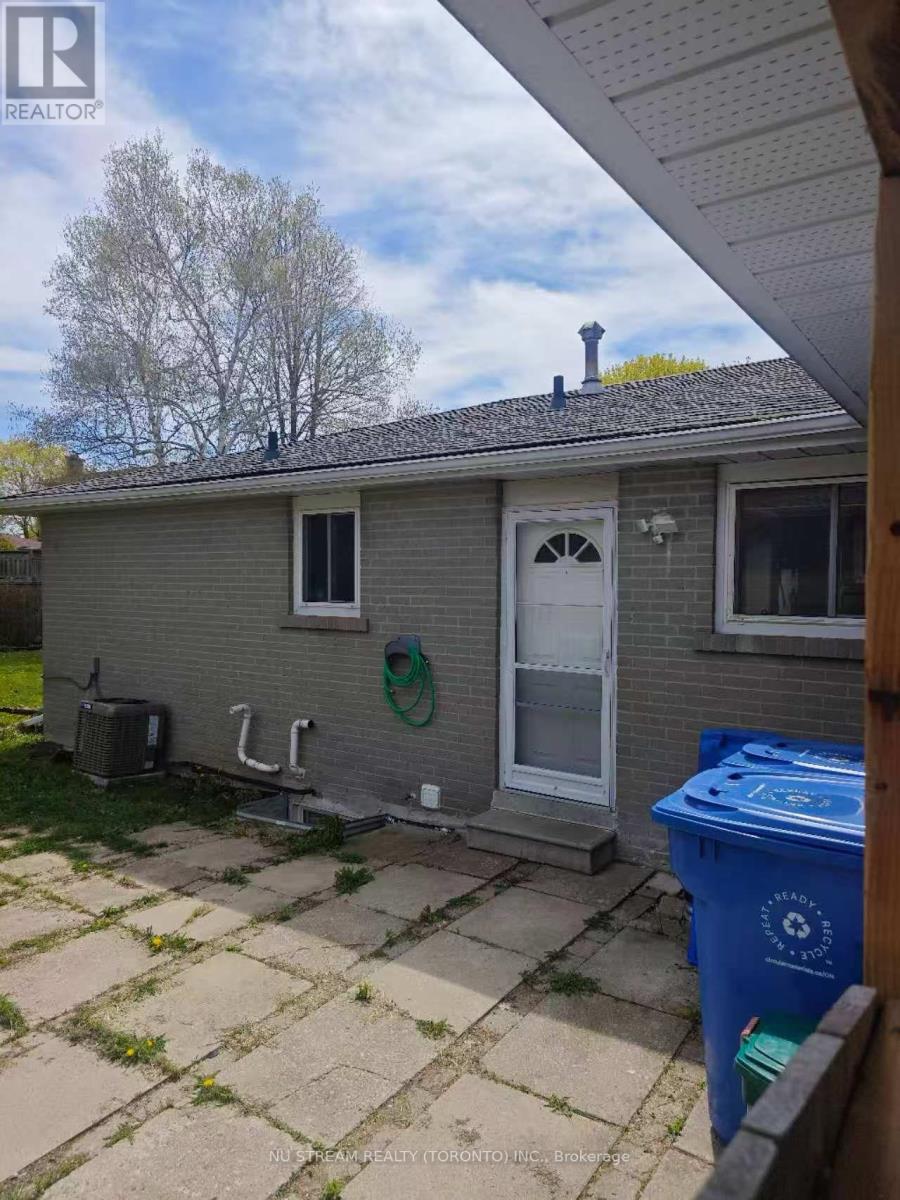 Basement - 25 Bigwin Drive, Aurora, Ontario  L4G 3C4 - Photo 2 - N13139582