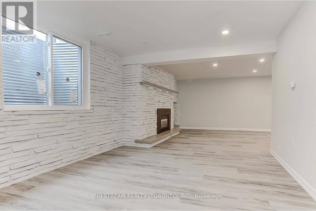 Basement - 25 Bigwin Drive, Aurora, Ontario  L4G 3C4 - Photo 7 - N13139582