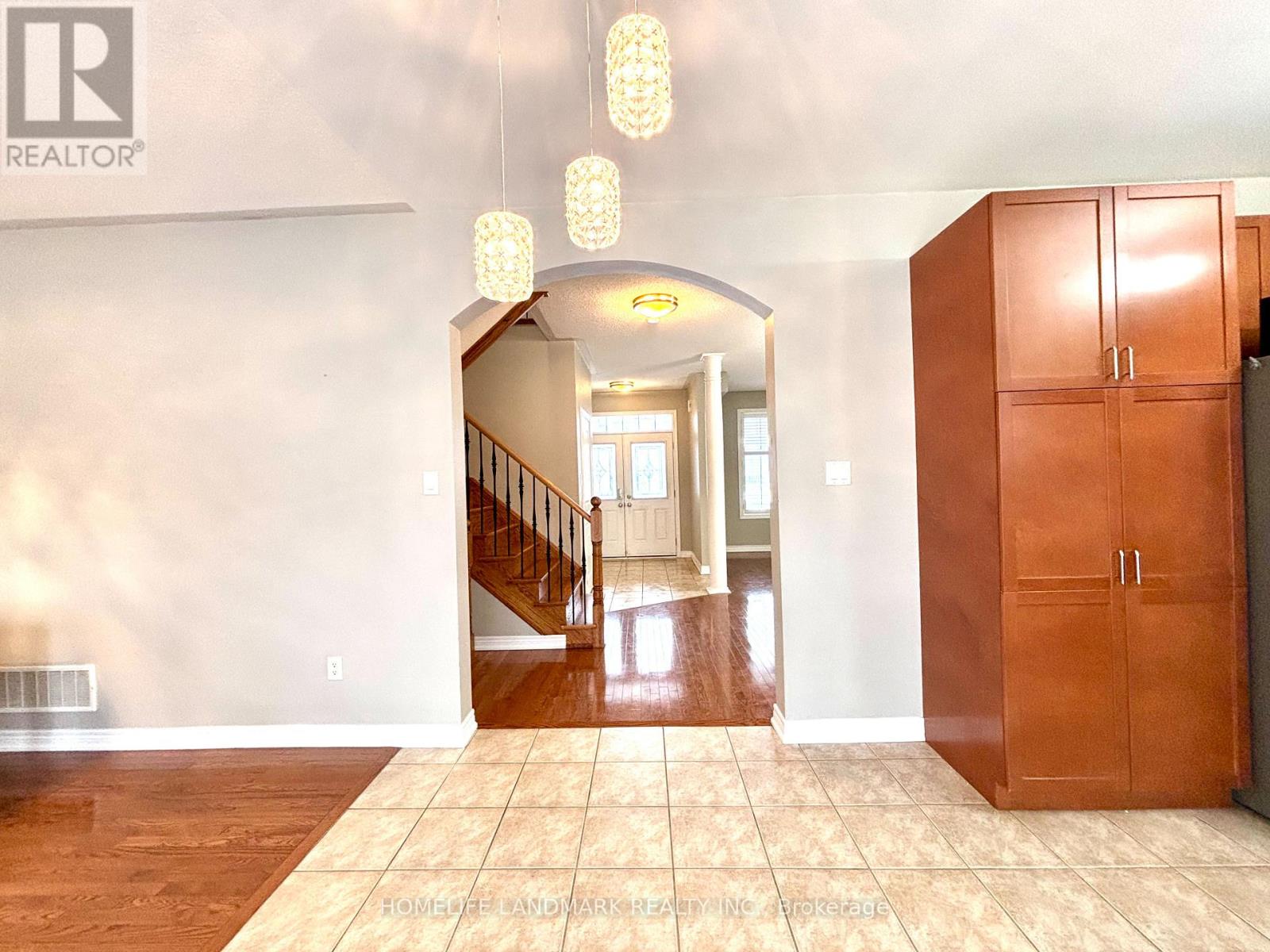 15 Braehead Drive, Richmond Hill, Ontario  L4E 0B3 - Photo 11 - N13139590