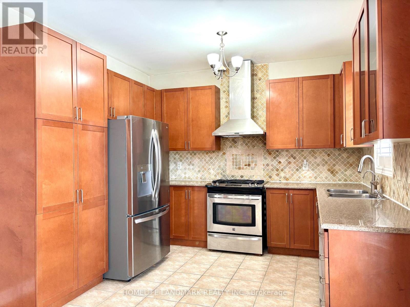 15 Braehead Drive, Richmond Hill, Ontario  L4E 0B3 - Photo 13 - N13139590