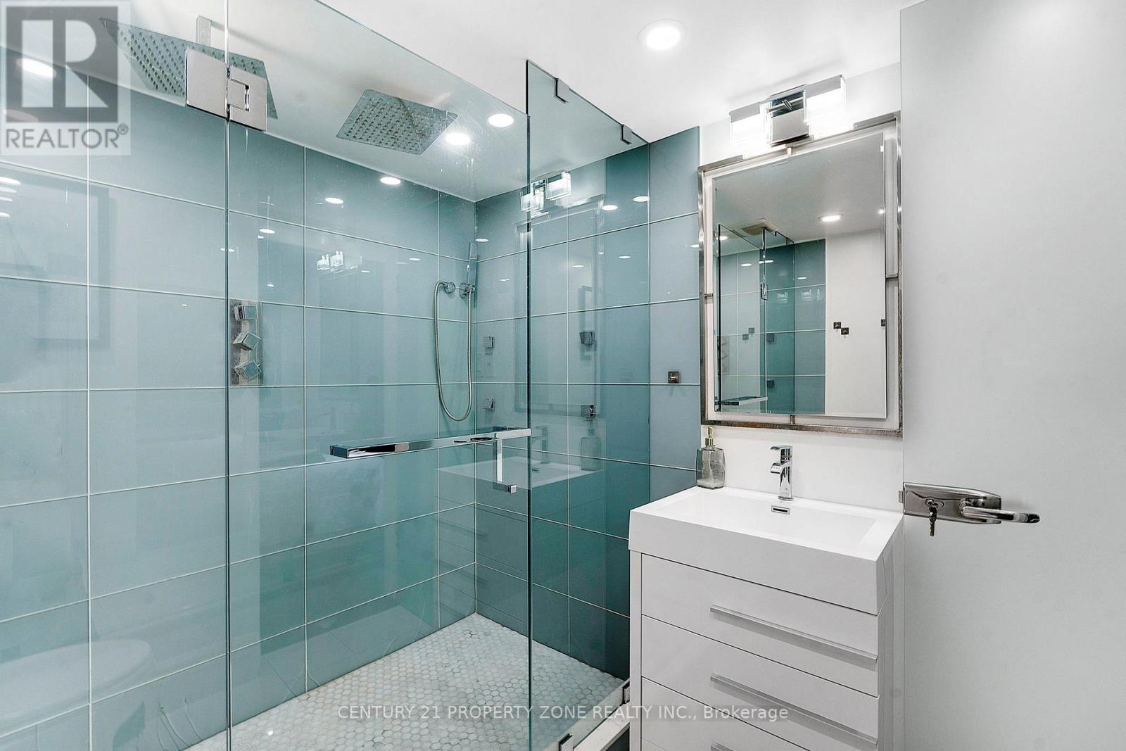 547 Pinegrove Road, Oakville, Ontario  L6K 2C2 - Photo 27 - W13134668