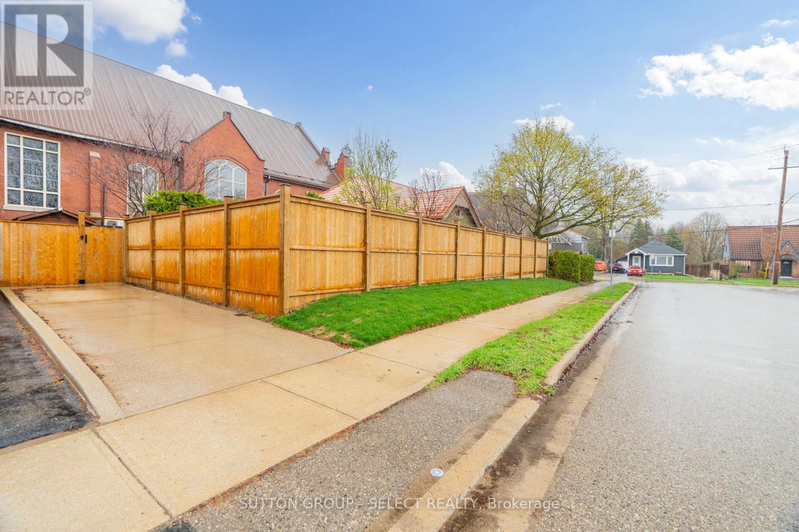 625 Hale Street, London East, Ontario  N5W 1H9 - Photo 48 - X13077084