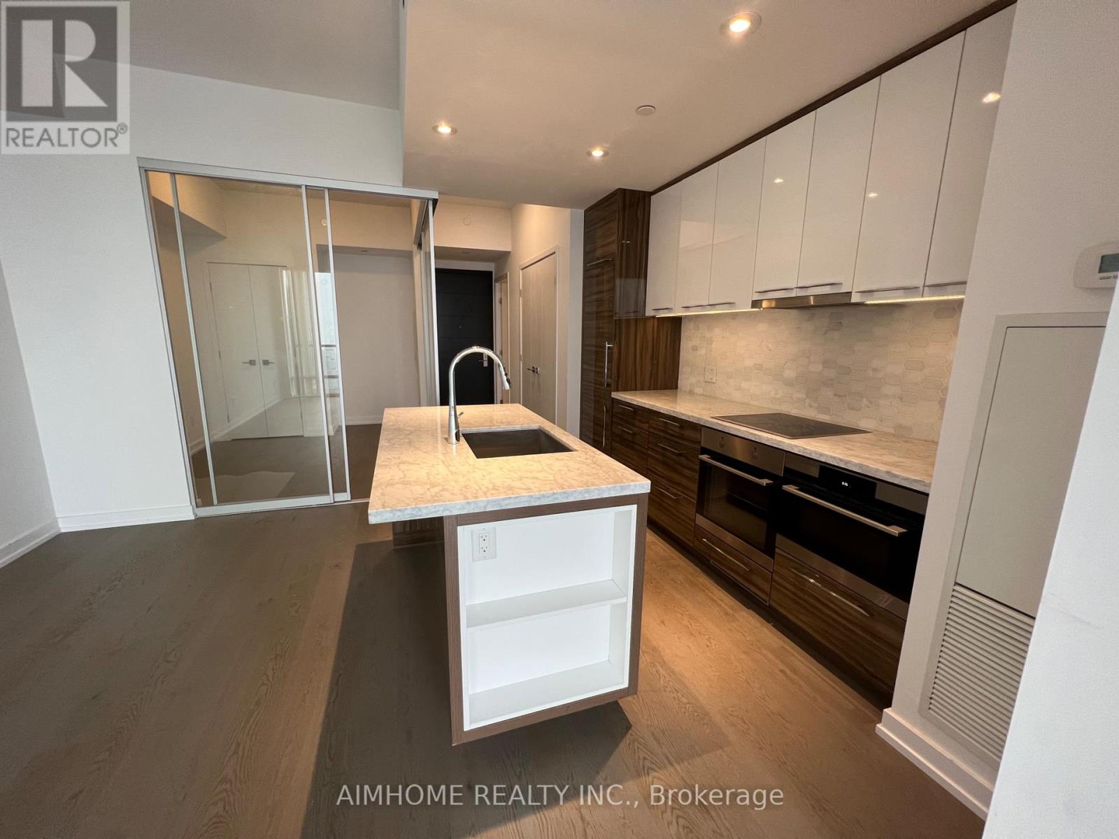 5003 - 488 University Avenue, Toronto, Ontario  M5G 0C1 - Photo 19 - C12969394