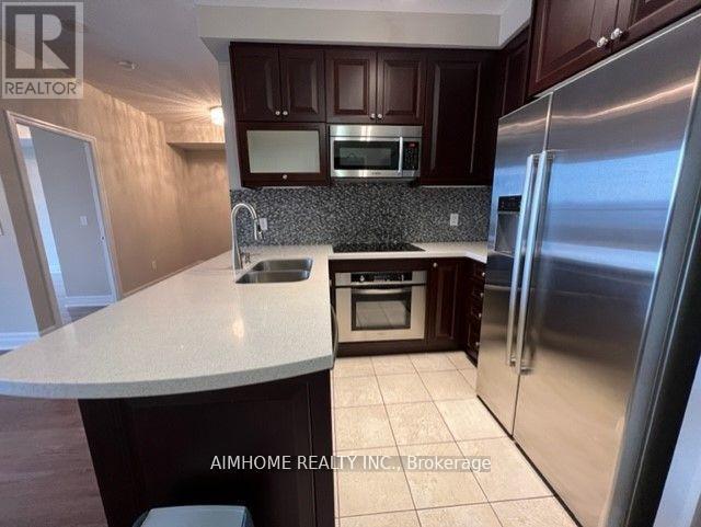 2210 - 35 Balmuto Street, Toronto, Ontario  M4Y 0A3 - Photo 3 - C13139606