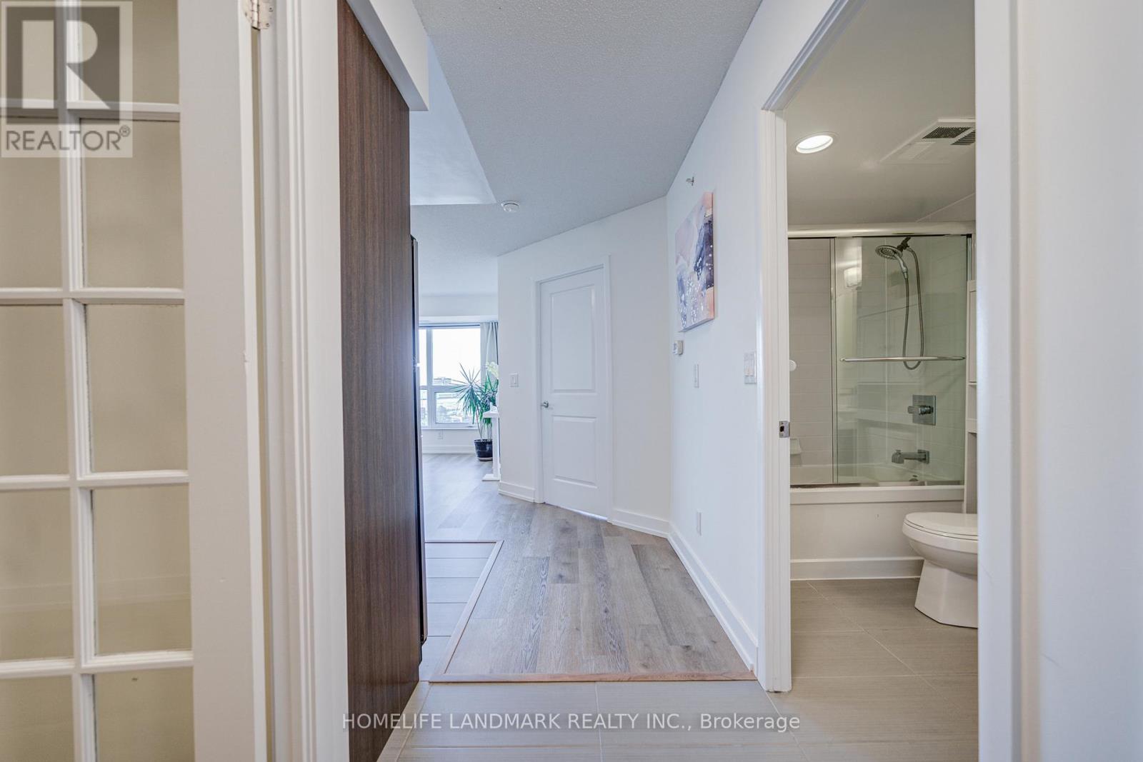714 - 75 Norman Bethune Avenue S, Richmond Hill, Ontario  L4B 0B6 - Photo 12 - N13139616