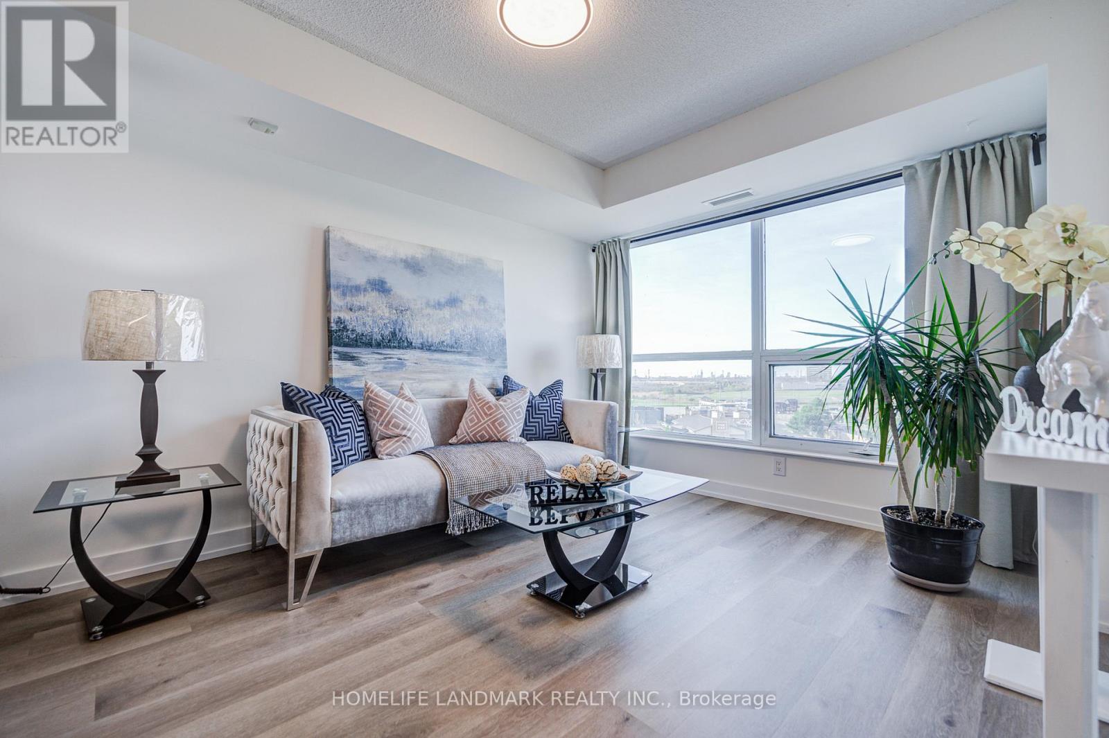 714 - 75 Norman Bethune Avenue S, Richmond Hill, Ontario  L4B 0B6 - Photo 6 - N13139616