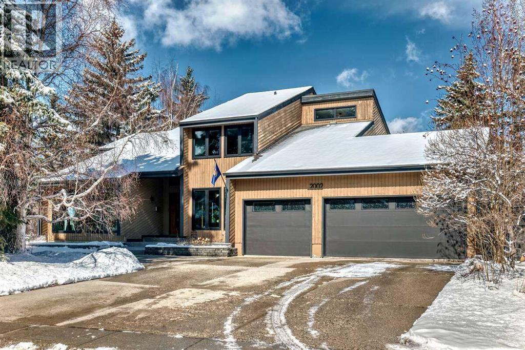 2002 Pump Hill Way SW, Calgary, Alberta