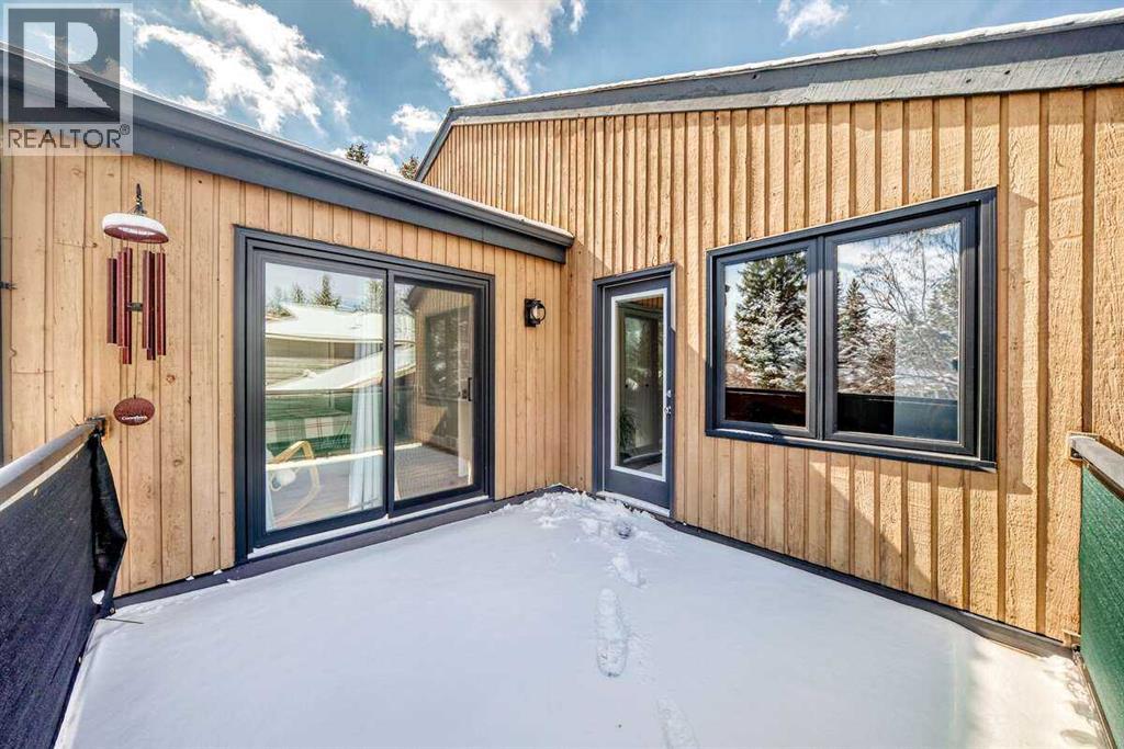 2002 Pump Hill Way SW, Calgary, Alberta  T2V 4M4 - Photo 43 - A2298256