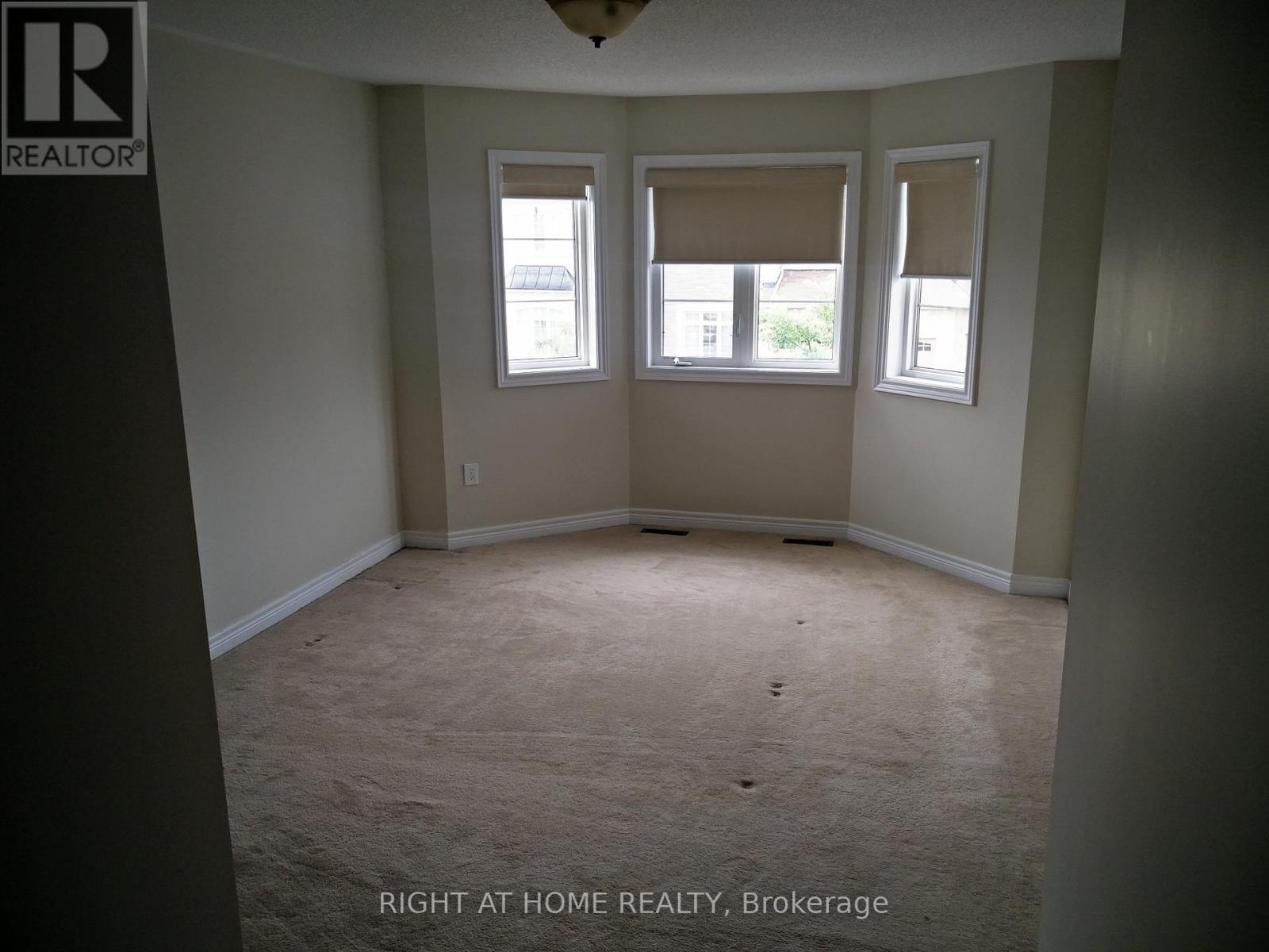 39 Daleridge Crescent, Brampton, Ontario  L6P 2X8 - Photo 10 - W13139614