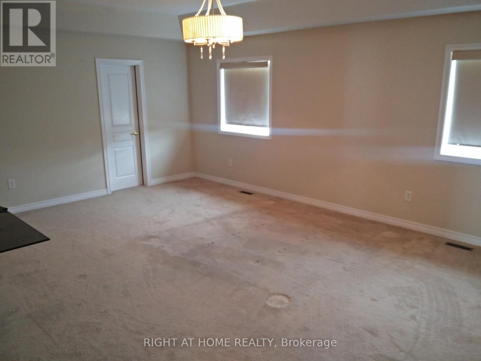 39 Daleridge Crescent, Brampton, Ontario  L6P 2X8 - Photo 13 - W13139614