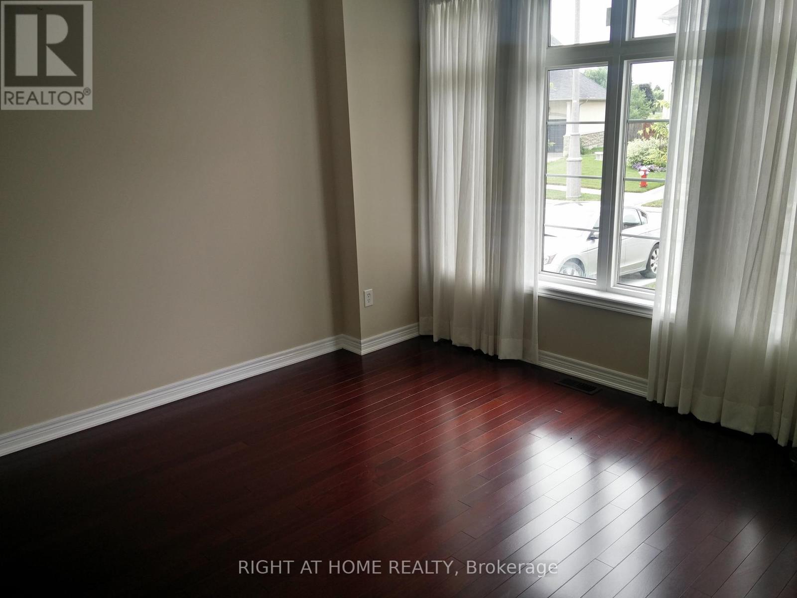 39 Daleridge Crescent, Brampton, Ontario  L6P 2X8 - Photo 14 - W13139614
