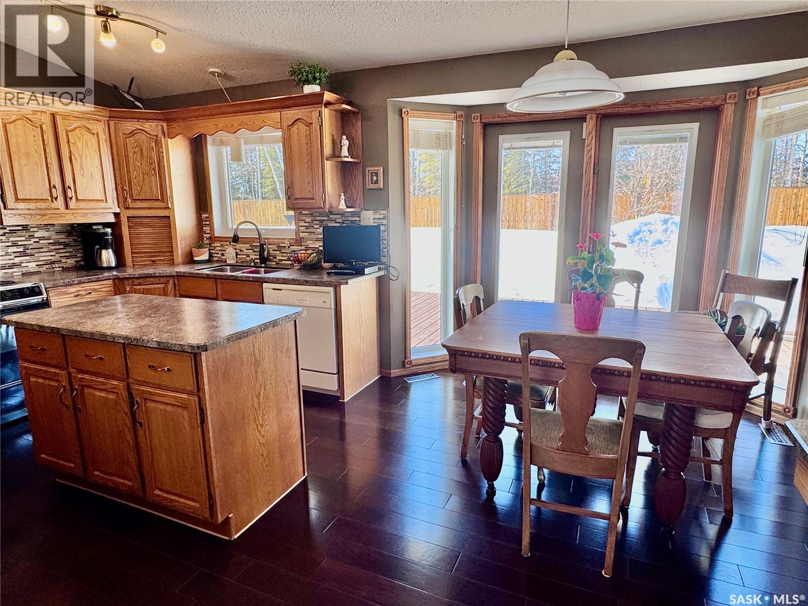 930 Sinotte Crescent, La Ronge, Saskatchewan  S0J 1L0 - Photo 12 - SK031676