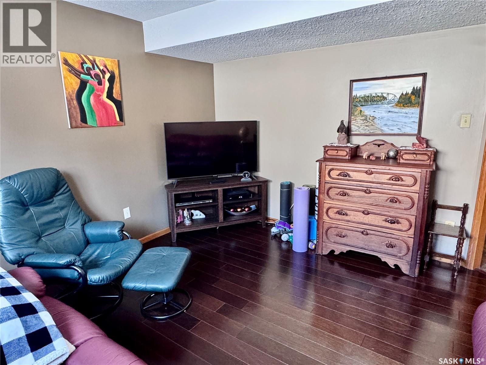 930 Sinotte Crescent, La Ronge, Saskatchewan  S0J 1L0 - Photo 33 - SK031676