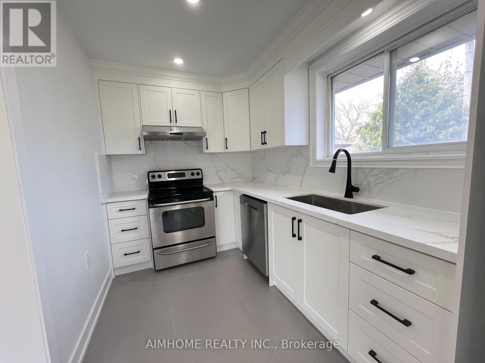 22 Denver Place, Toronto, Ontario  M1H 2P1 - Photo 6 - E13139608
