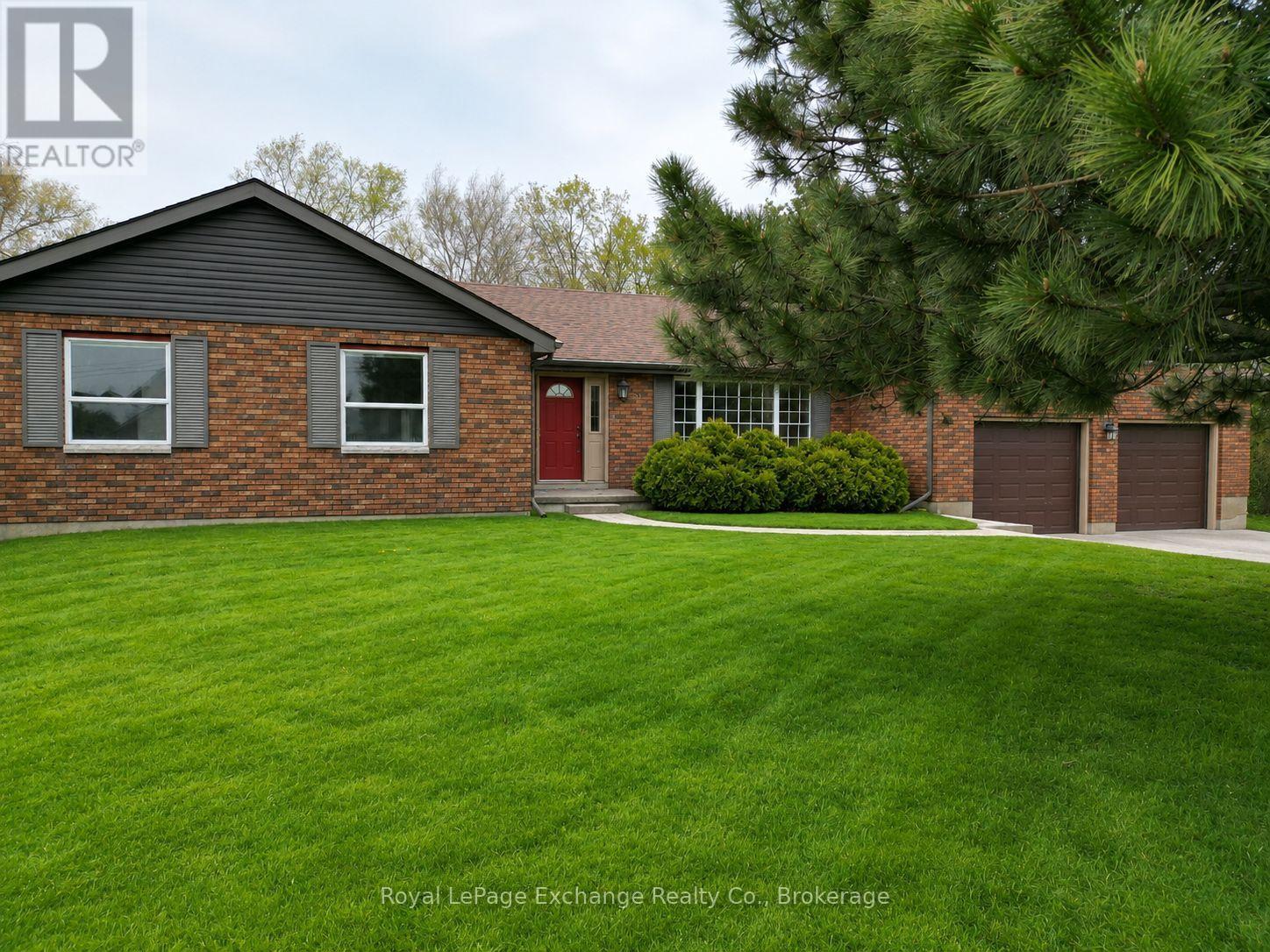 96 Penetangore Row, Kincardine, Ontario  N2Z 2N8 - Photo 1 - X13139640