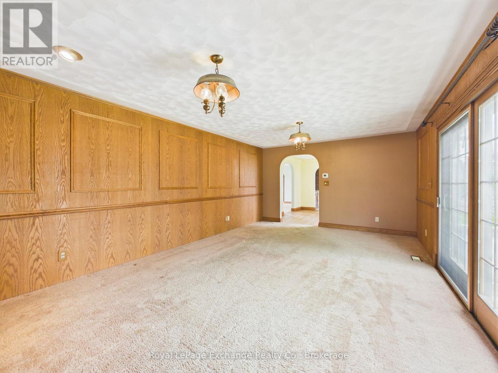 96 Penetangore Row, Kincardine, Ontario  N2Z 2N8 - Photo 12 - X13139640