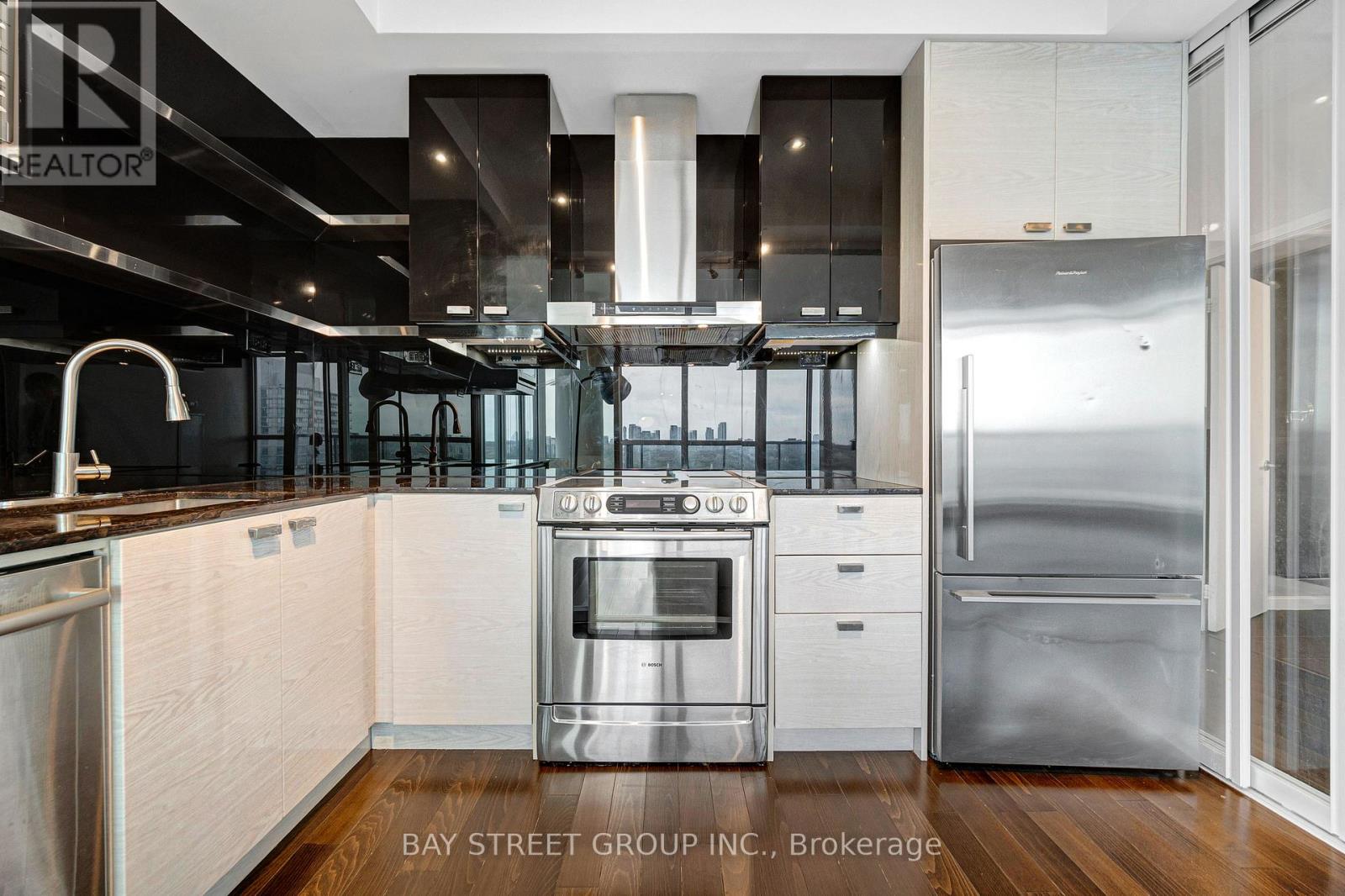 2708 - 121 Mcmahon Drive, Toronto, Ontario  M2K 0C1 - Photo 10 - C13139642