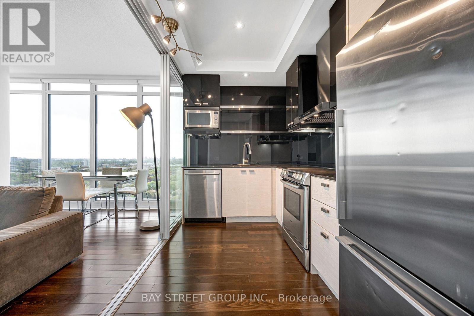 2708 - 121 Mcmahon Drive, Toronto, Ontario  M2K 0C1 - Photo 8 - C13139642