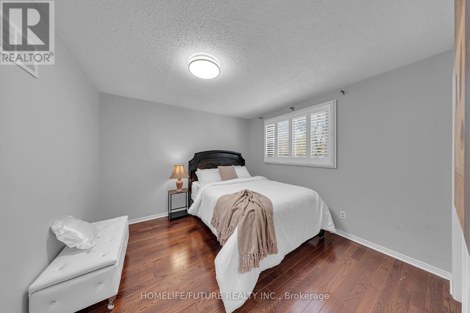 86 Robinson Crescent, Whitby, Ontario  L1N 6W5 - Photo 25 - E13139650