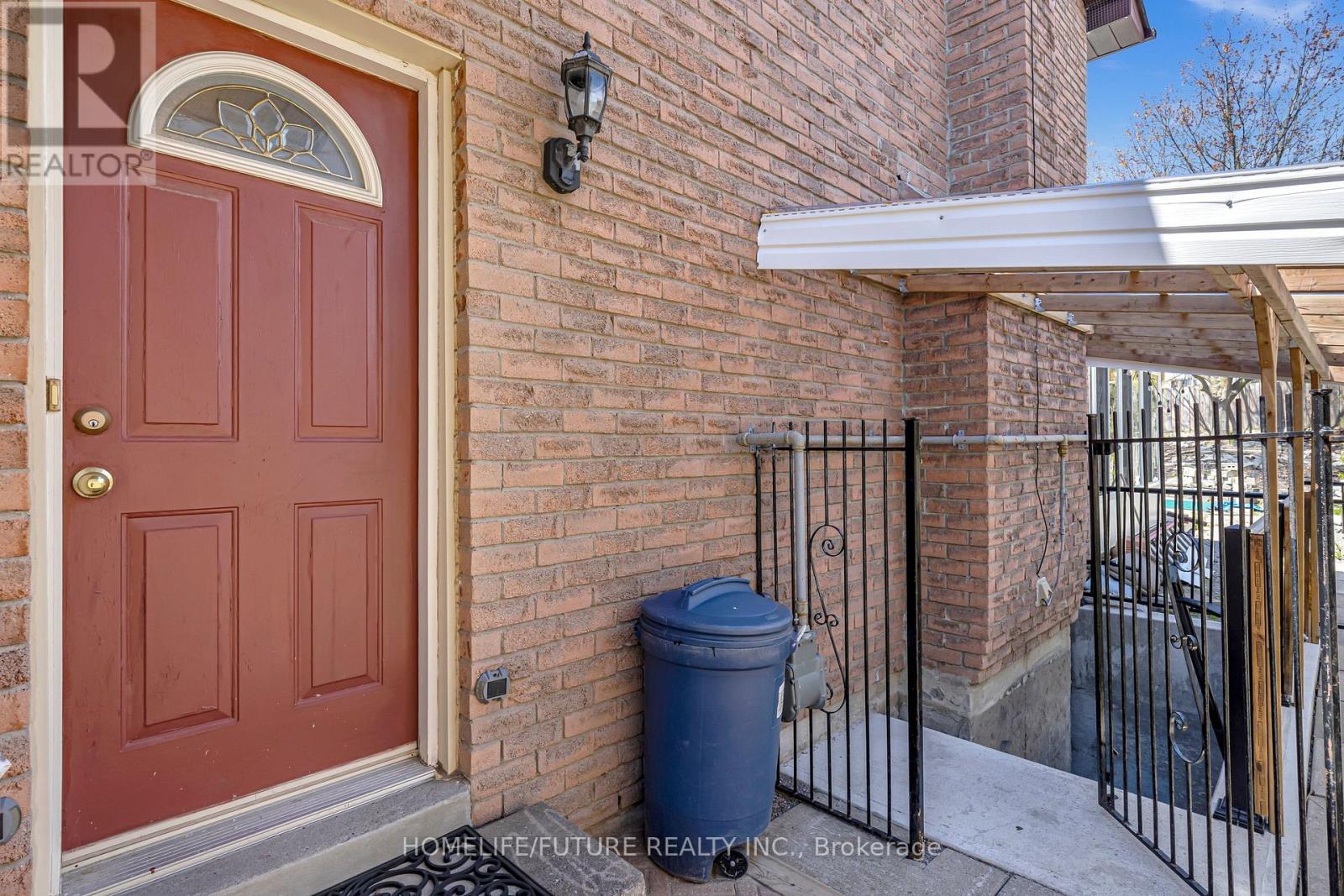 86 Robinson Crescent, Whitby, Ontario  L1N 6W5 - Photo 28 - E13139650