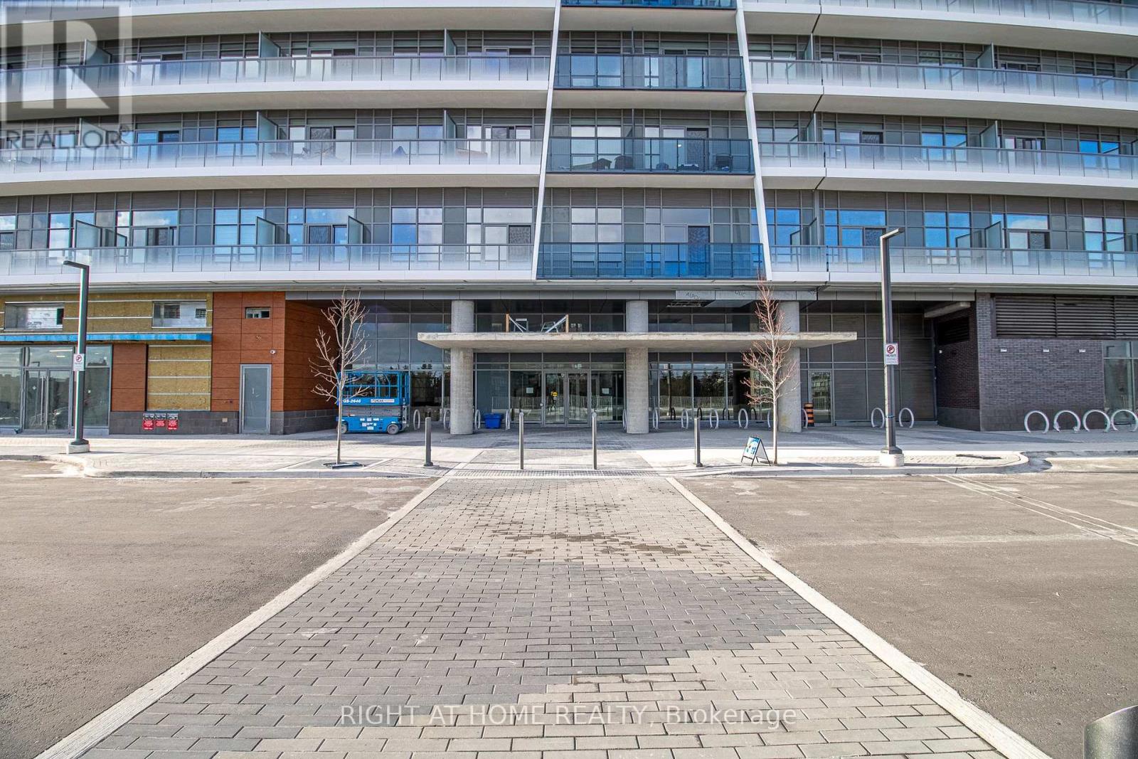 2811 - 50 UPPER MALL WAY, Vaughan, Ontario