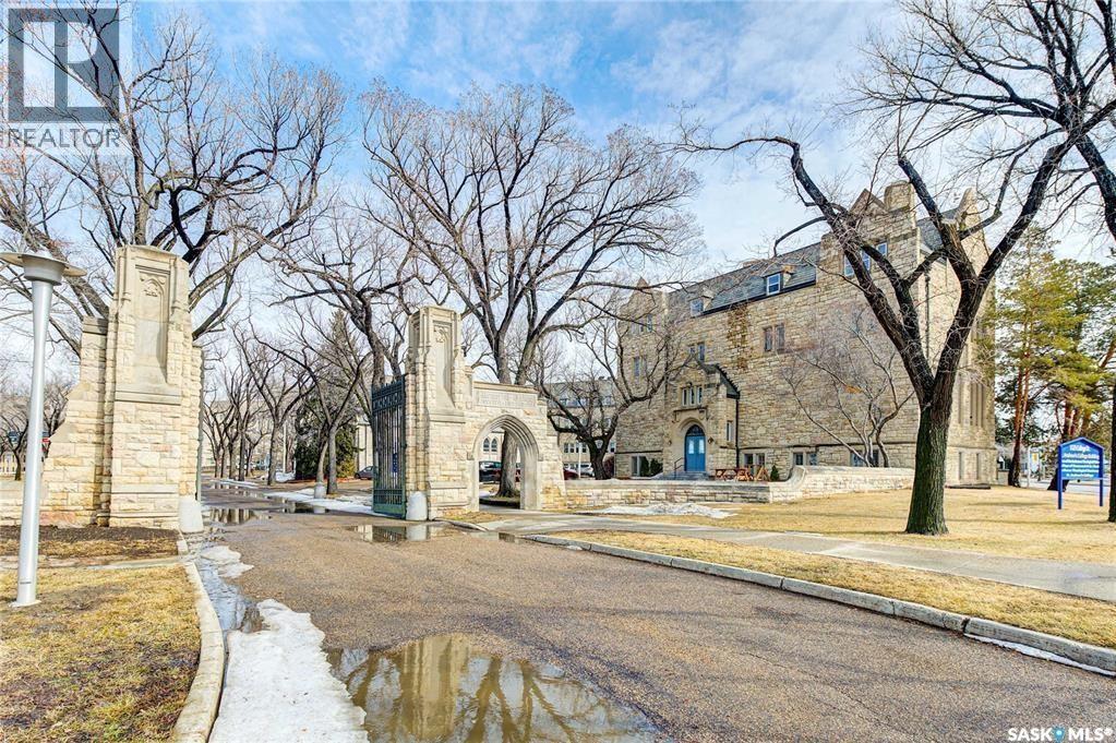 1121 College Drive, Saskatoon, Saskatchewan  S7N 0W3 - Photo 1 - SK036125