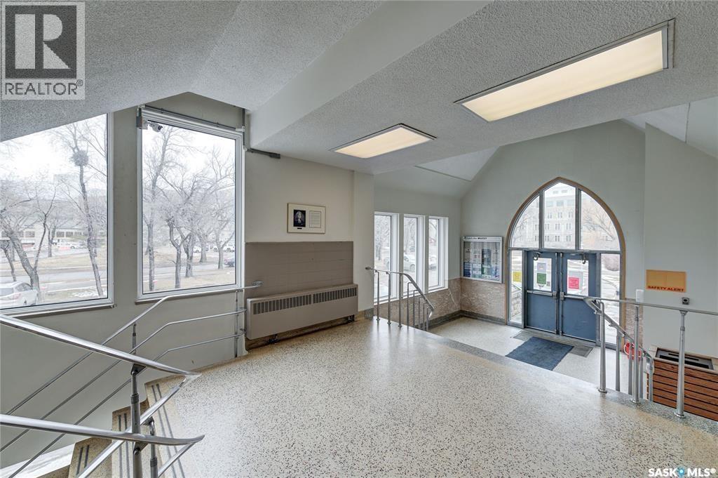 1121 College Drive, Saskatoon, Saskatchewan  S7N 0W3 - Photo 5 - SK036125