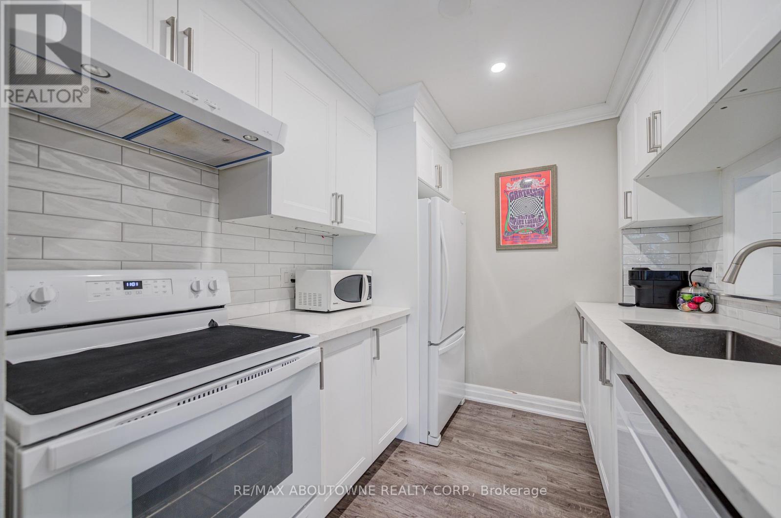 214 - 1450 Glen Abbey Gate, Oakville, Ontario  L6M 2V7 - Photo 14 - W13139628