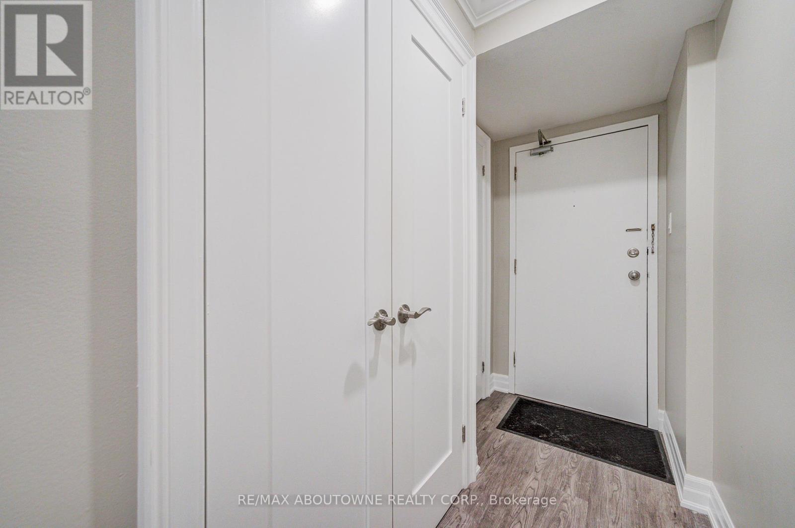 214 - 1450 Glen Abbey Gate, Oakville, Ontario  L6M 2V7 - Photo 6 - W13139628