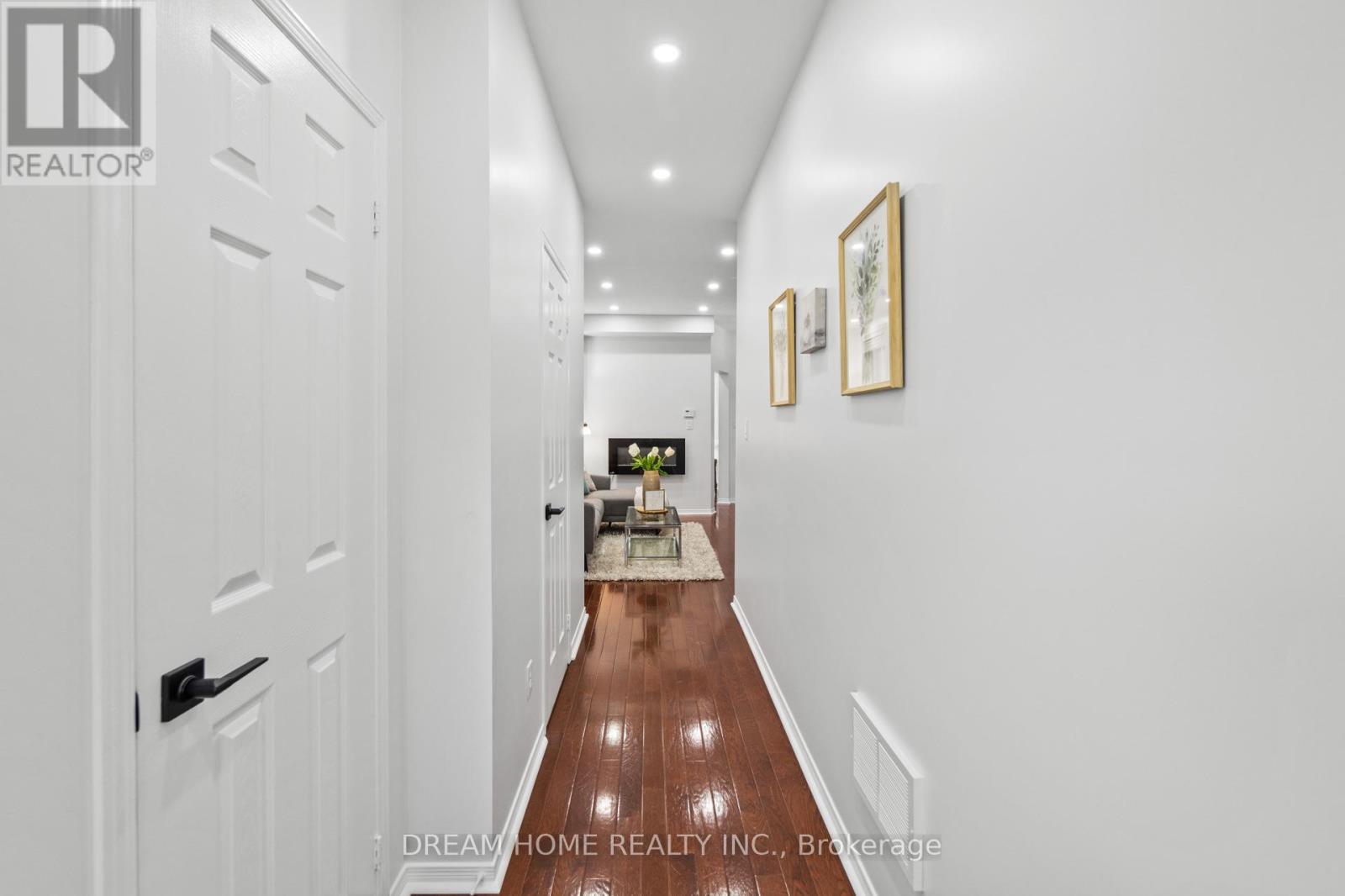#upper - 4730 Alana Glen Drive, Mississauga, Ontario  L5V 0C3 - Photo 5 - W13139632