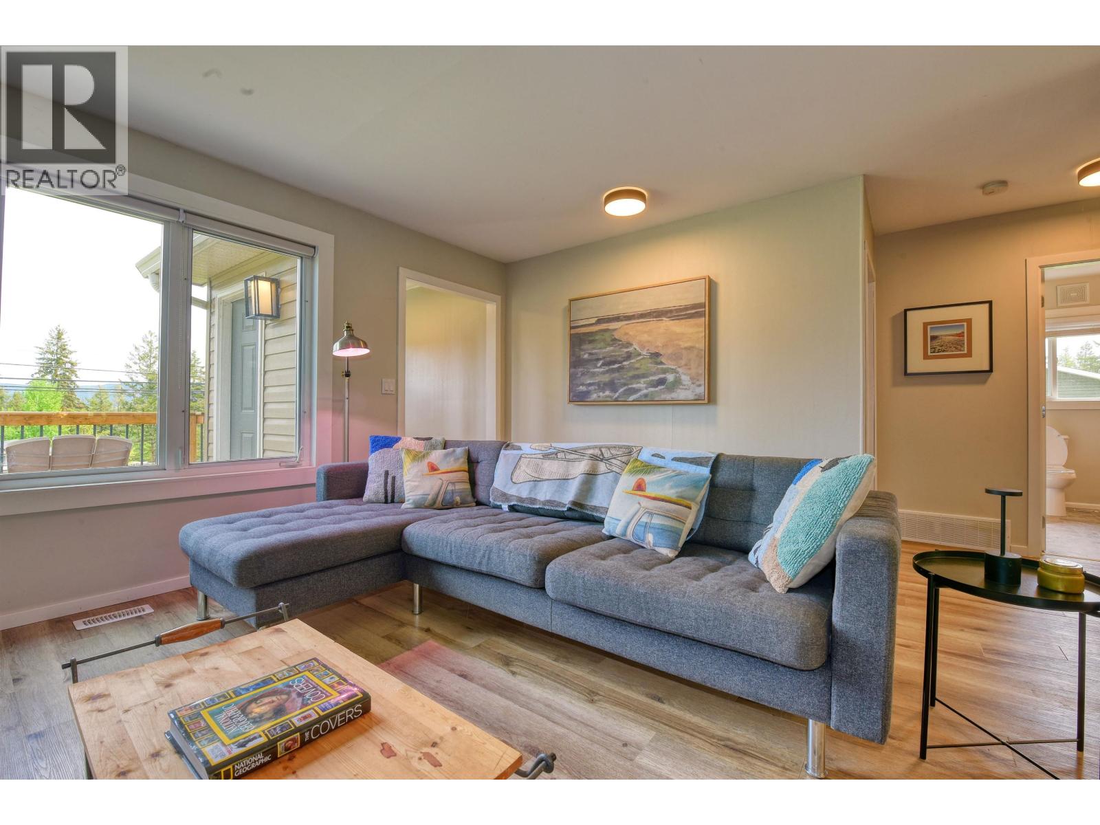 541 Hodgson Road, Esler / Dog Creek, British Columbia  V2G 3P8 - Photo 3 - R3124316