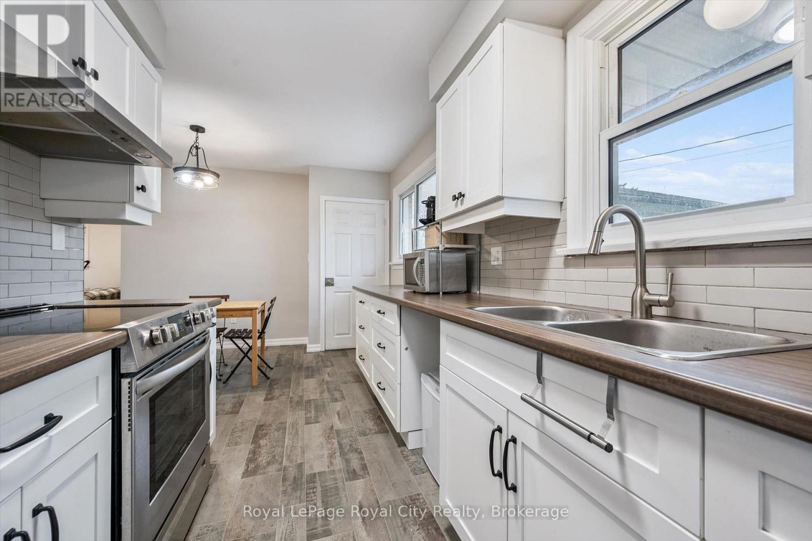 12 Delmar Boulevard, Guelph, Ontario  N1E 2K8 - Photo 7 - X12996848