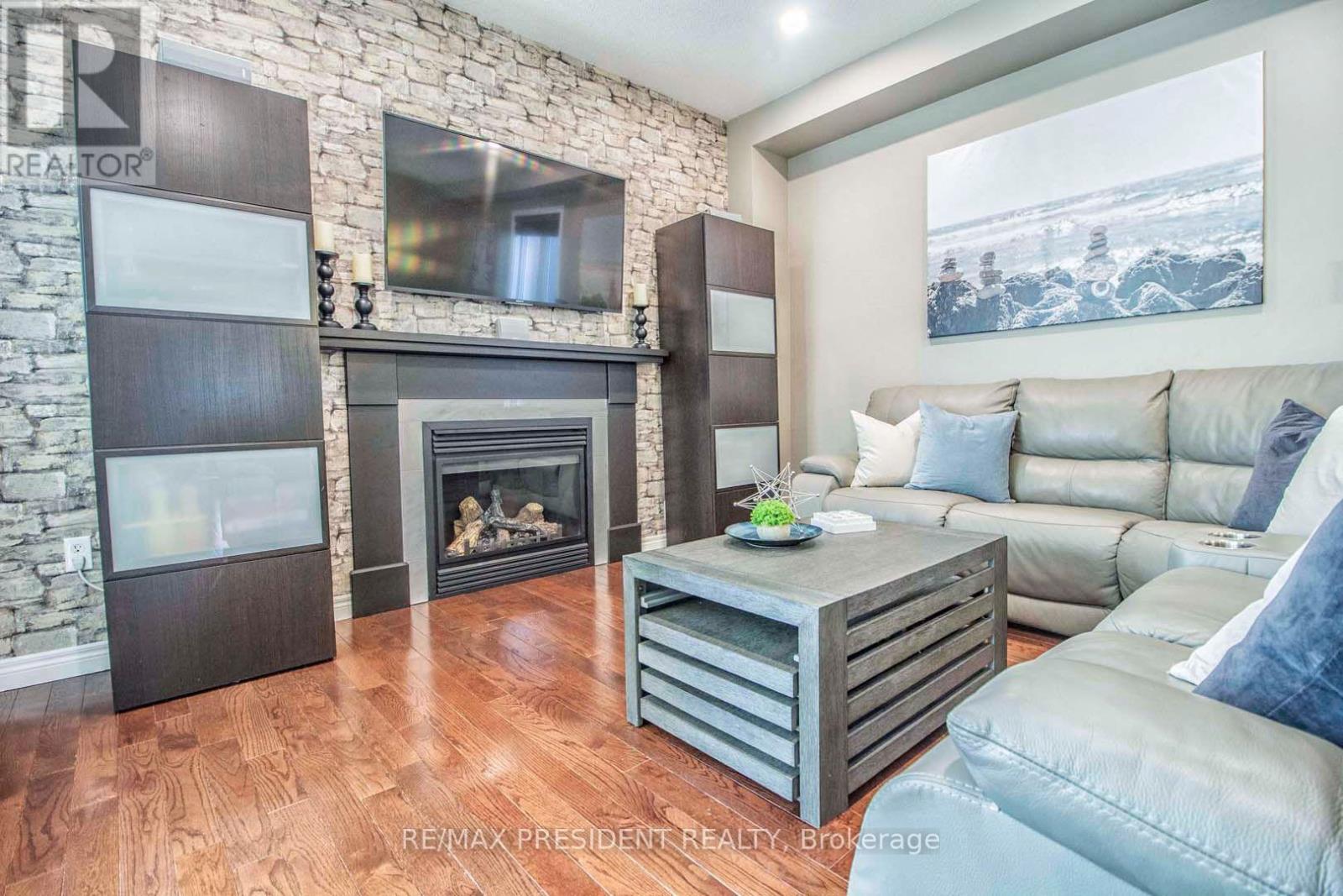 44 Robitaille Drive, Brampton, Ontario  L6R 0H6 - Photo 7 - W13103666