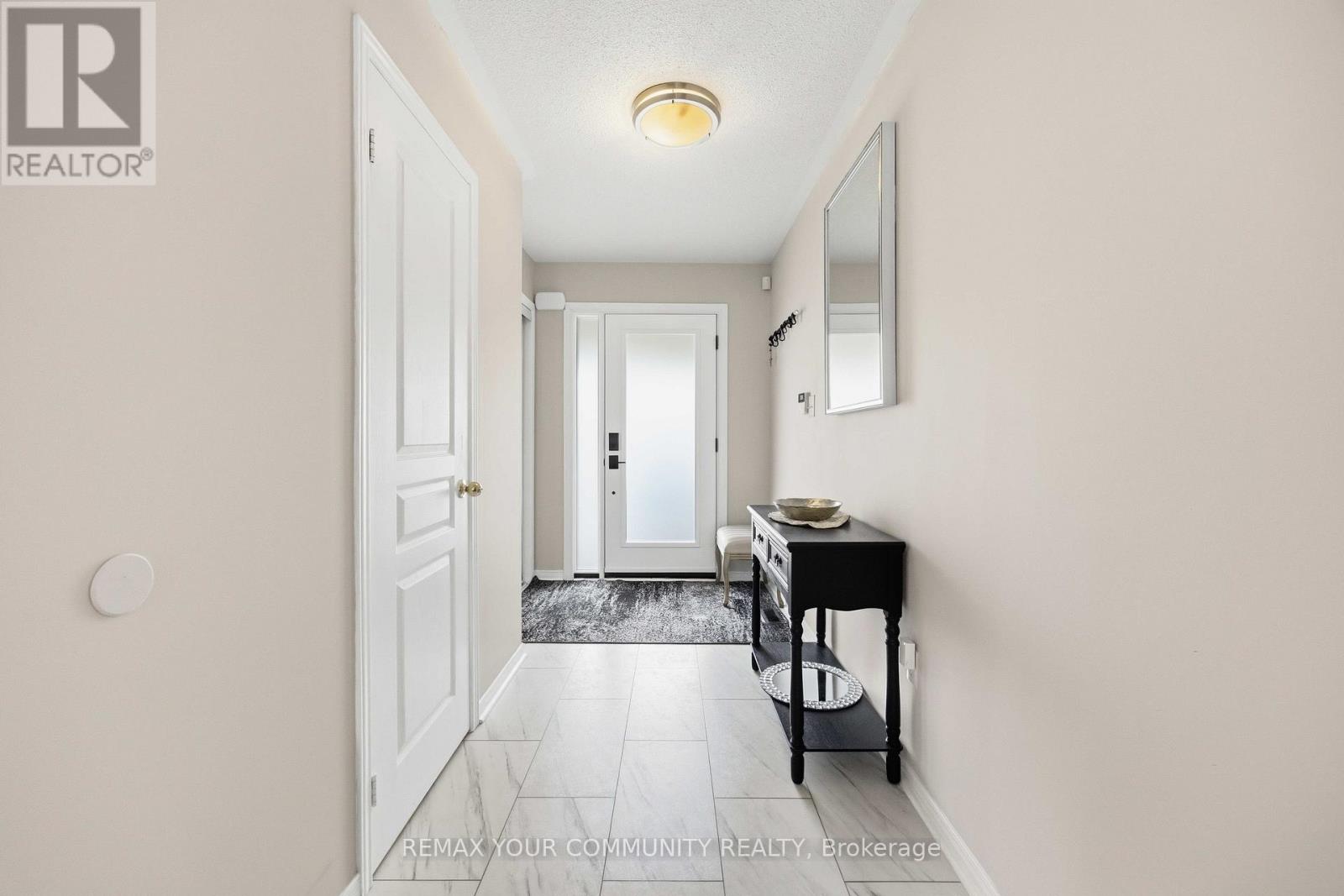 9 Collis Drive, Aurora, Ontario  L4G 7V4 - Photo 6 - N13083082
